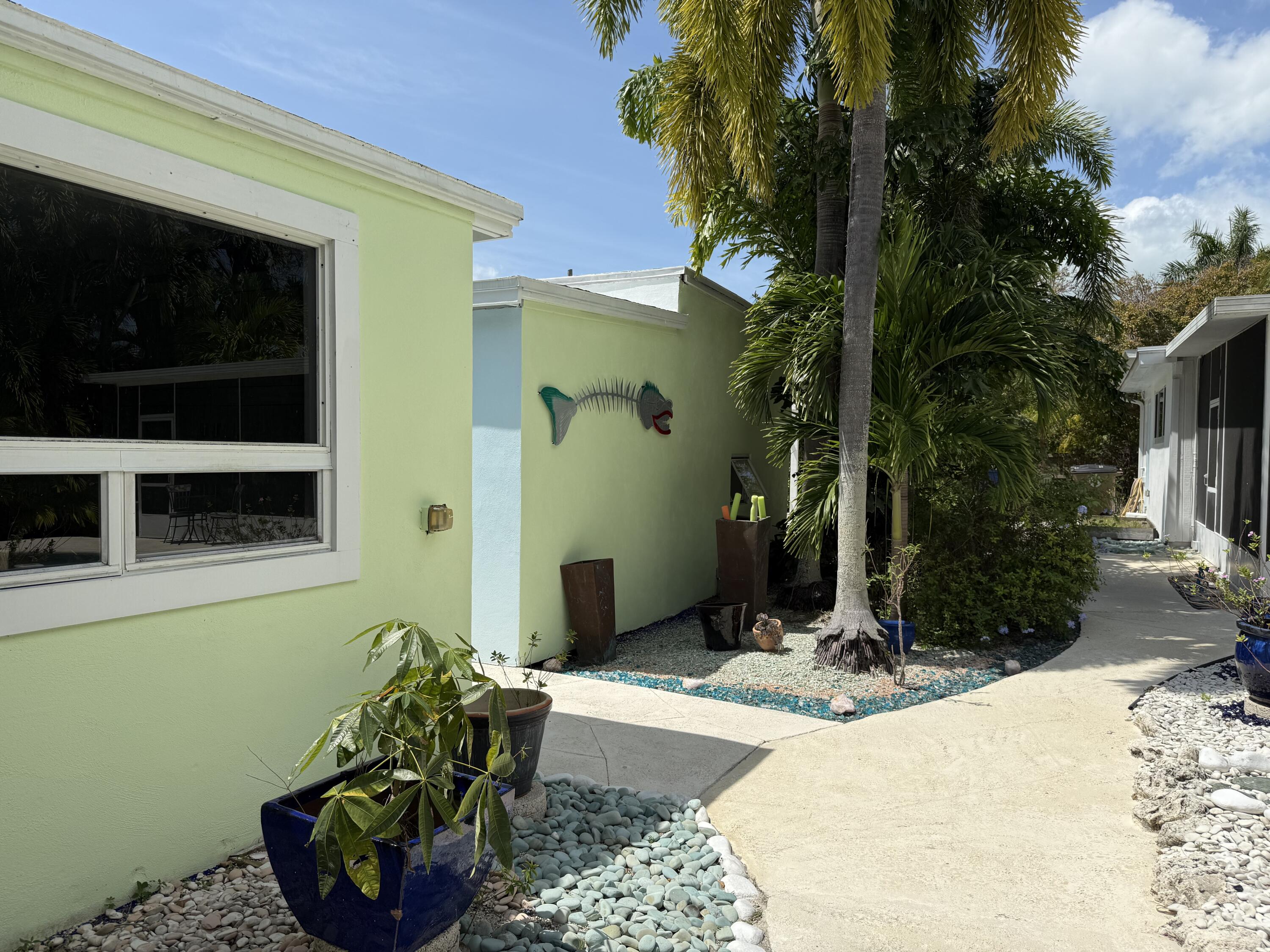 19512 Aztec Street Property Photo 22