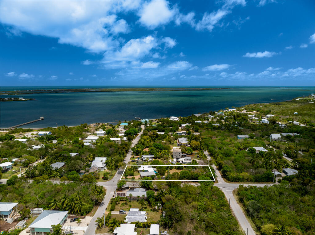 30416 Coconut Highway Property Photo 2