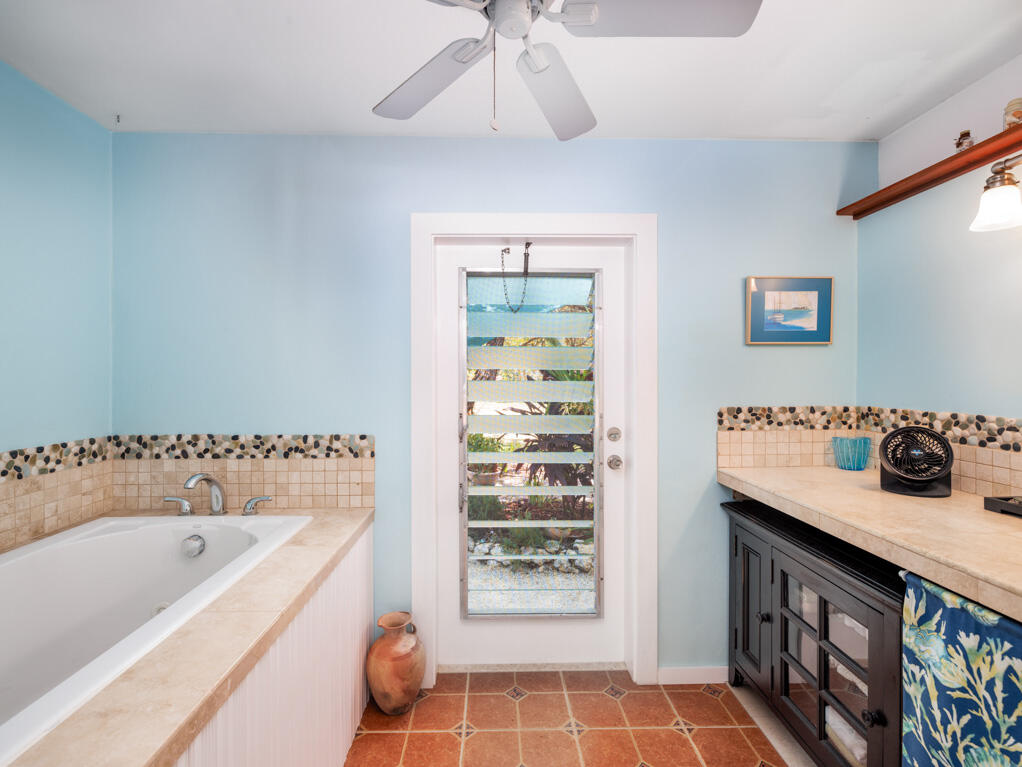 30416 Coconut Highway Property Photo 21