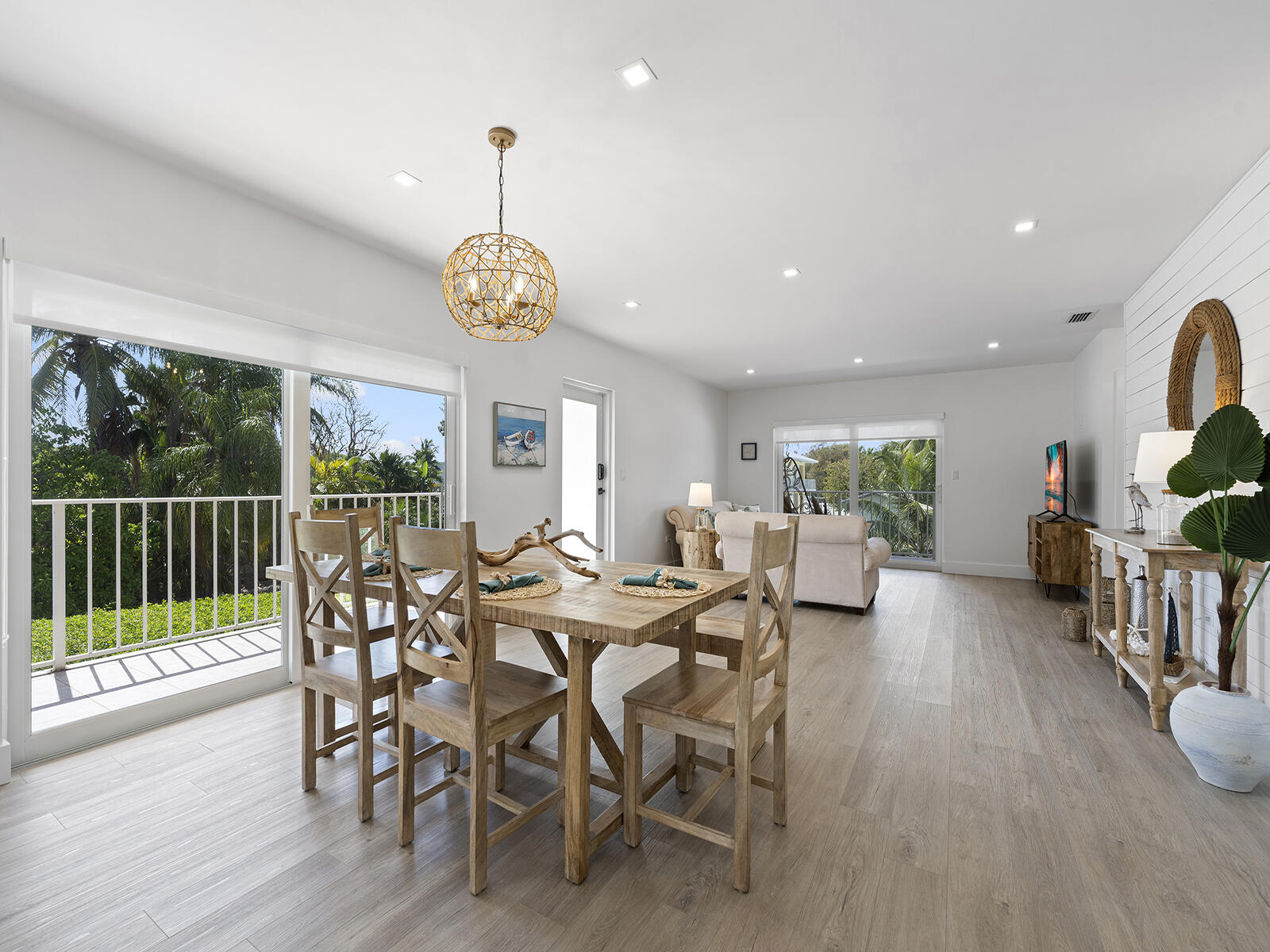 22 Atlantic Boulevard, B Property Photo 3