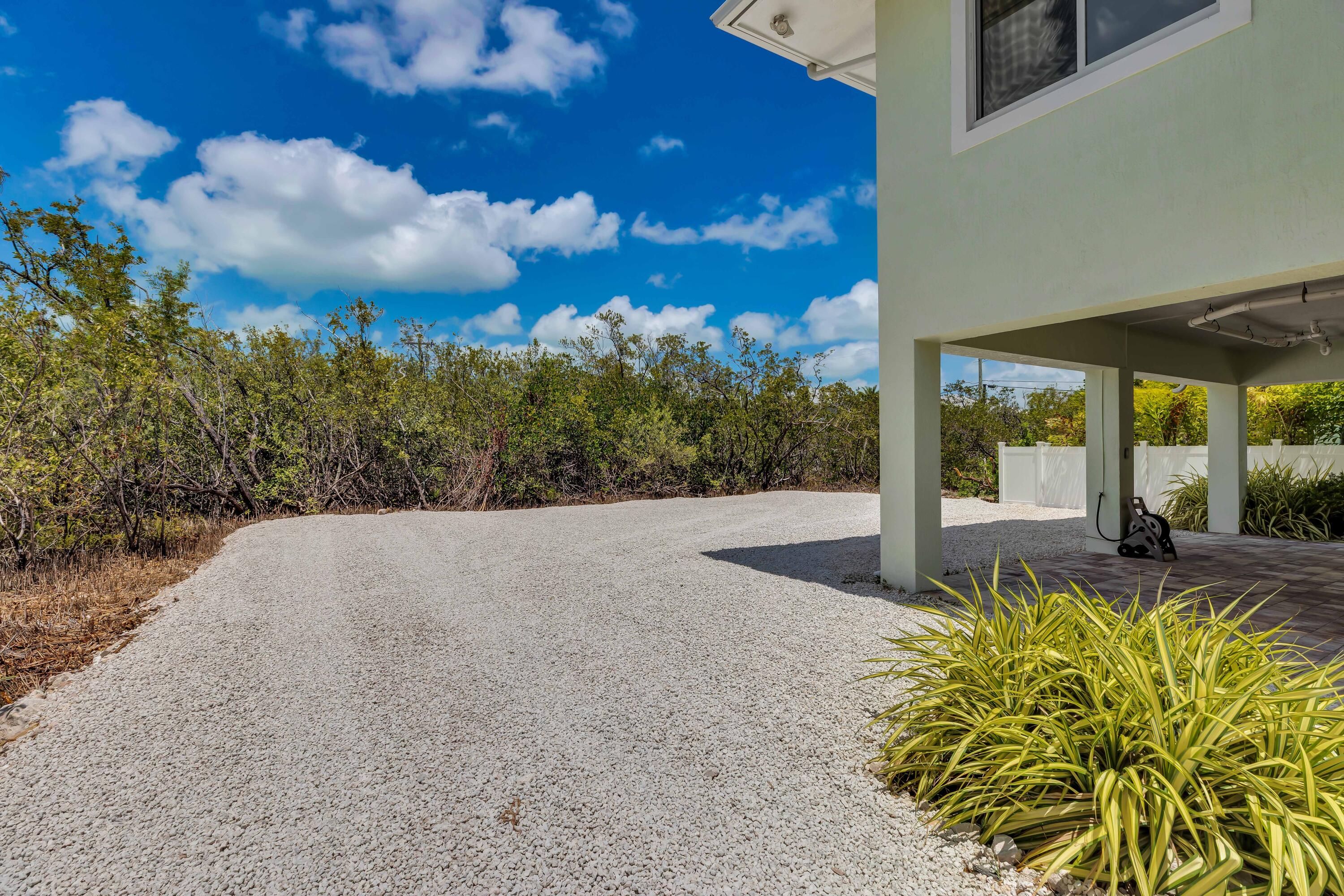 110 Santa Barbara Property Photo 6