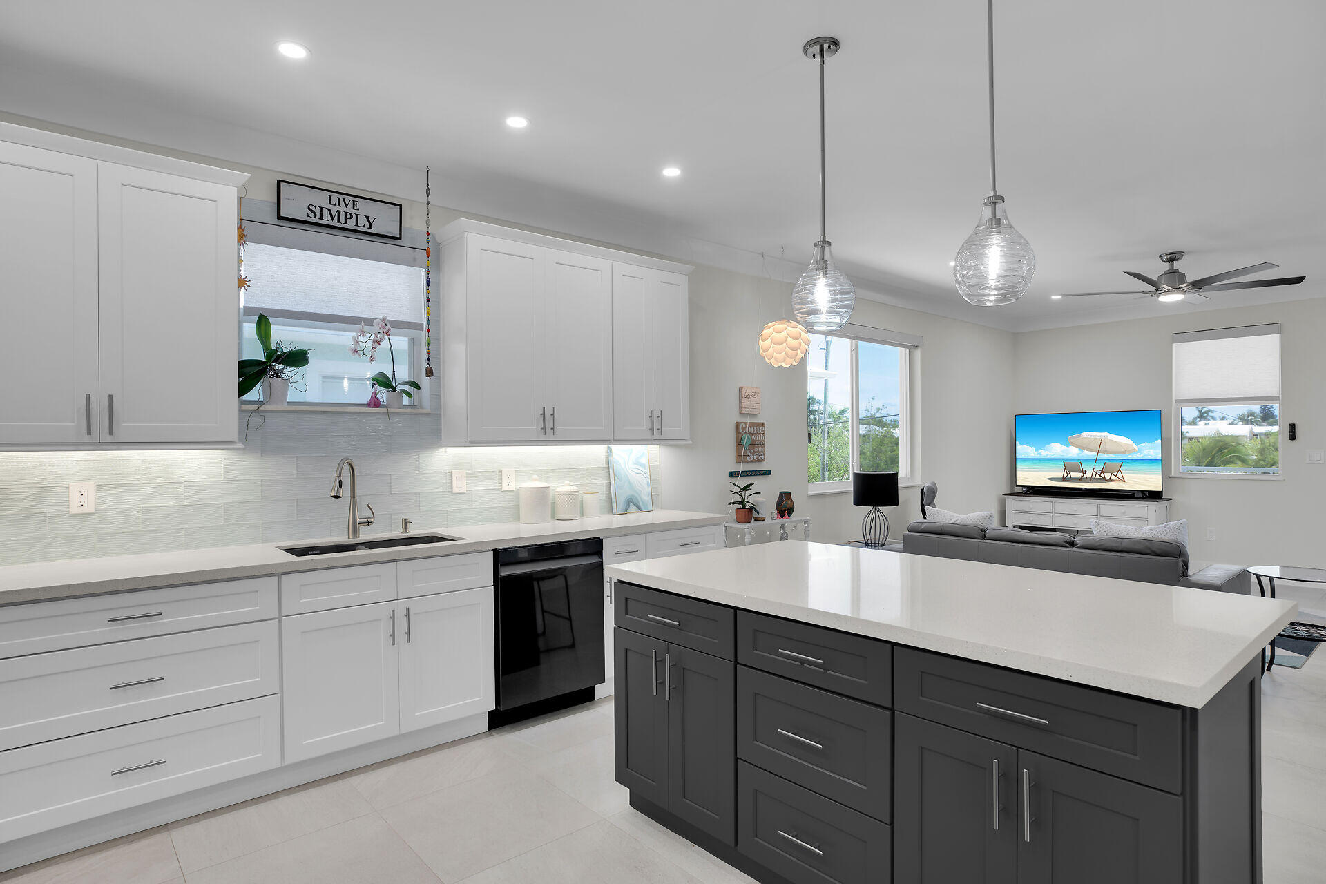 110 Santa Barbara Property Photo 19