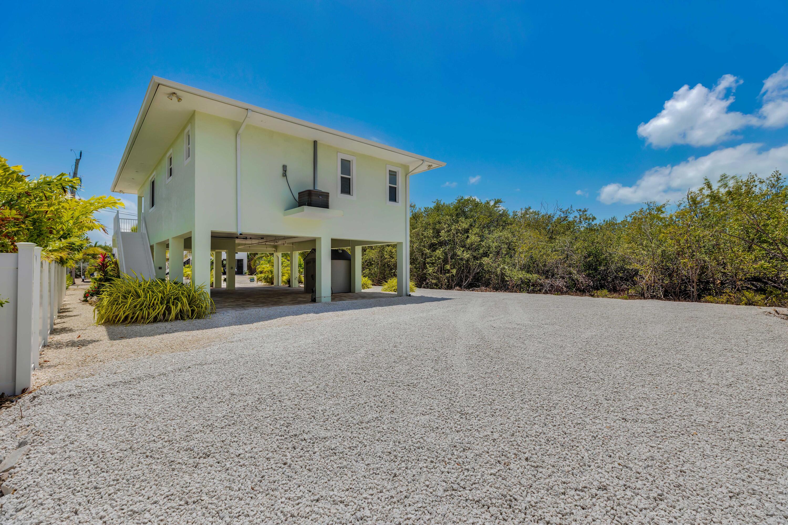 110 Santa Barbara Property Photo 38