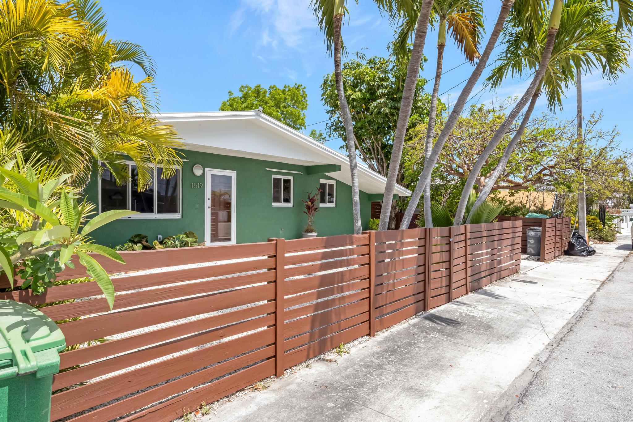1519 4th Street Property Photo 1