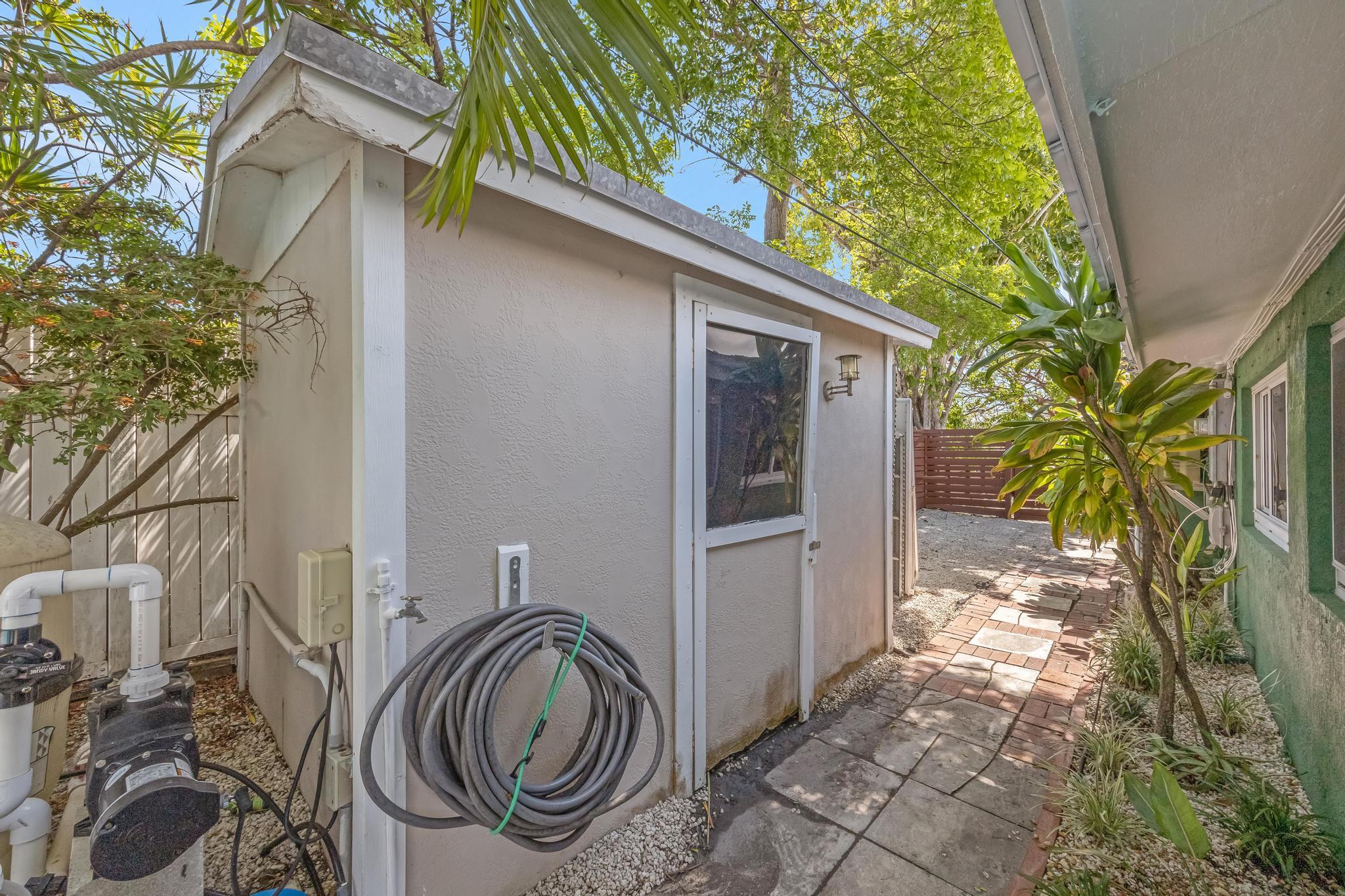 1519 4th Street Property Photo 5