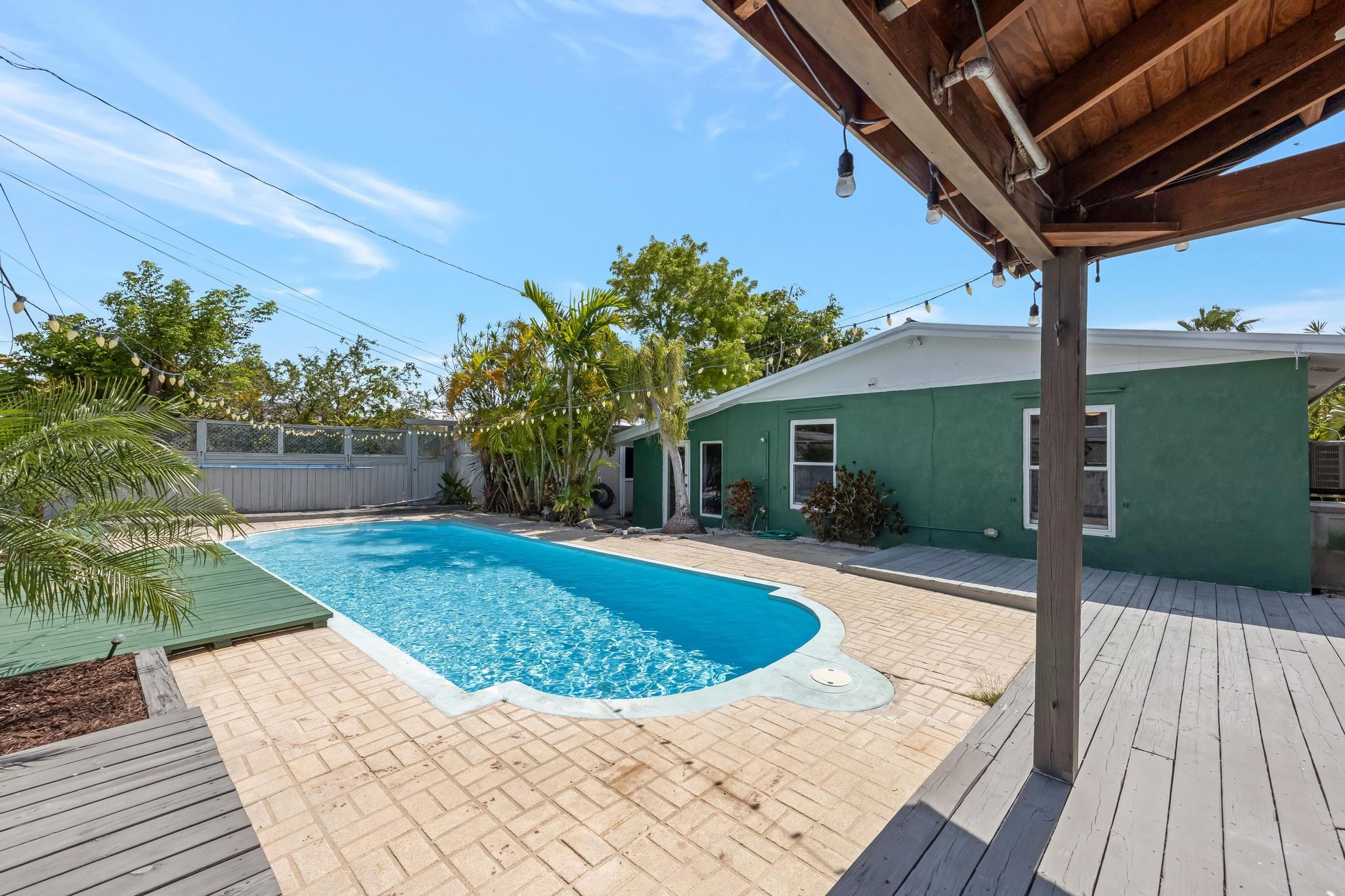 1519 4th Street Property Photo 14