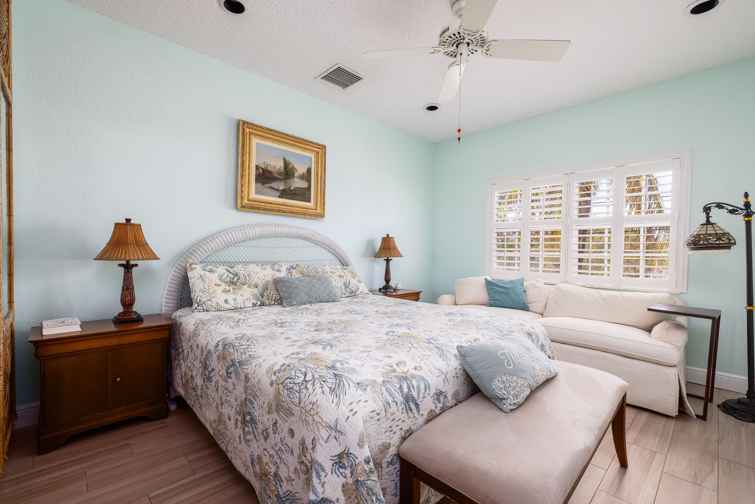 112 Leoni Drive Property Photo 21