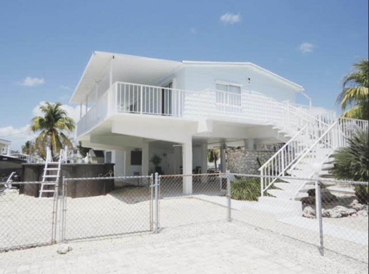 158 Blue Harbor Drive Property Photo 1