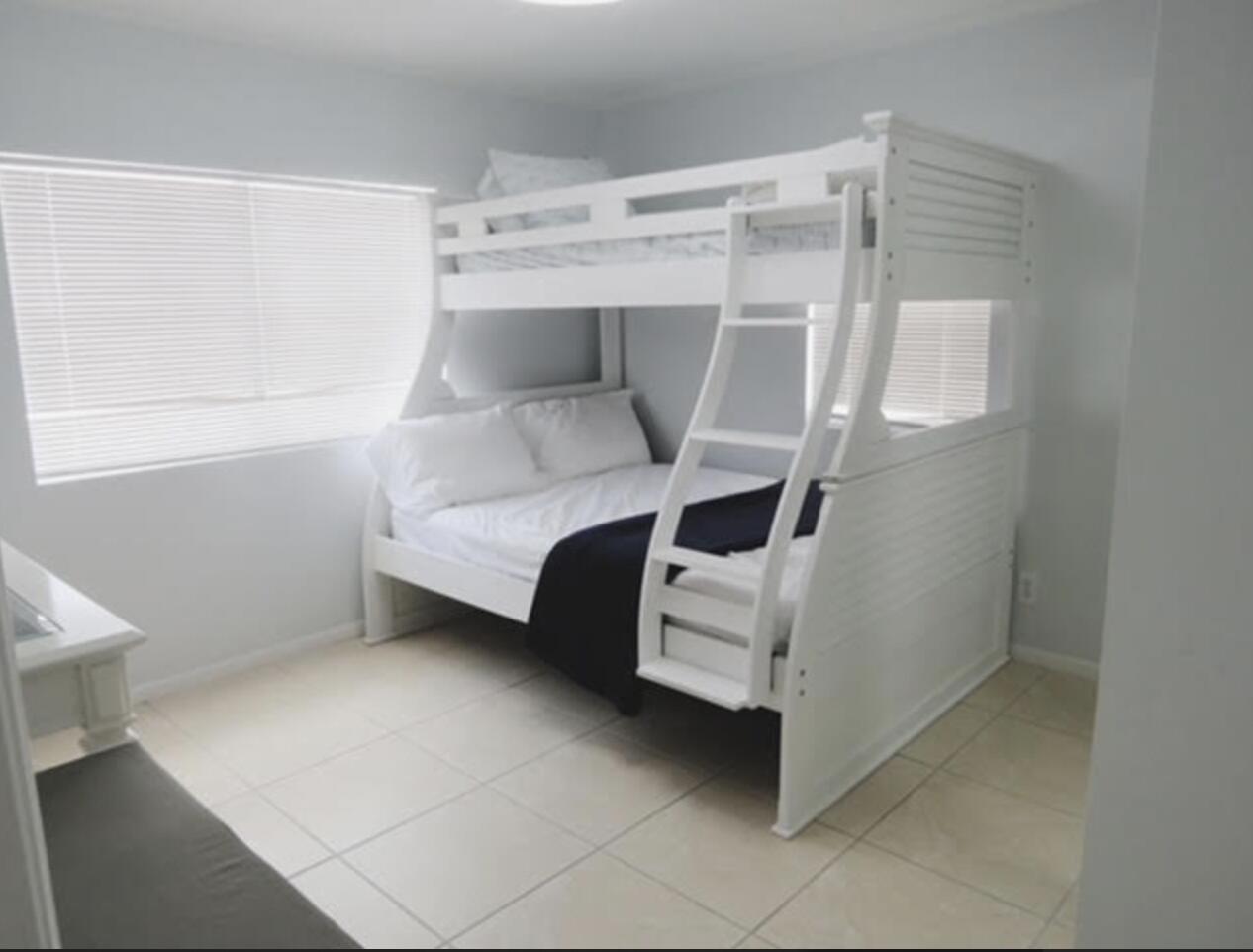 158 Blue Harbor Drive Property Photo 12