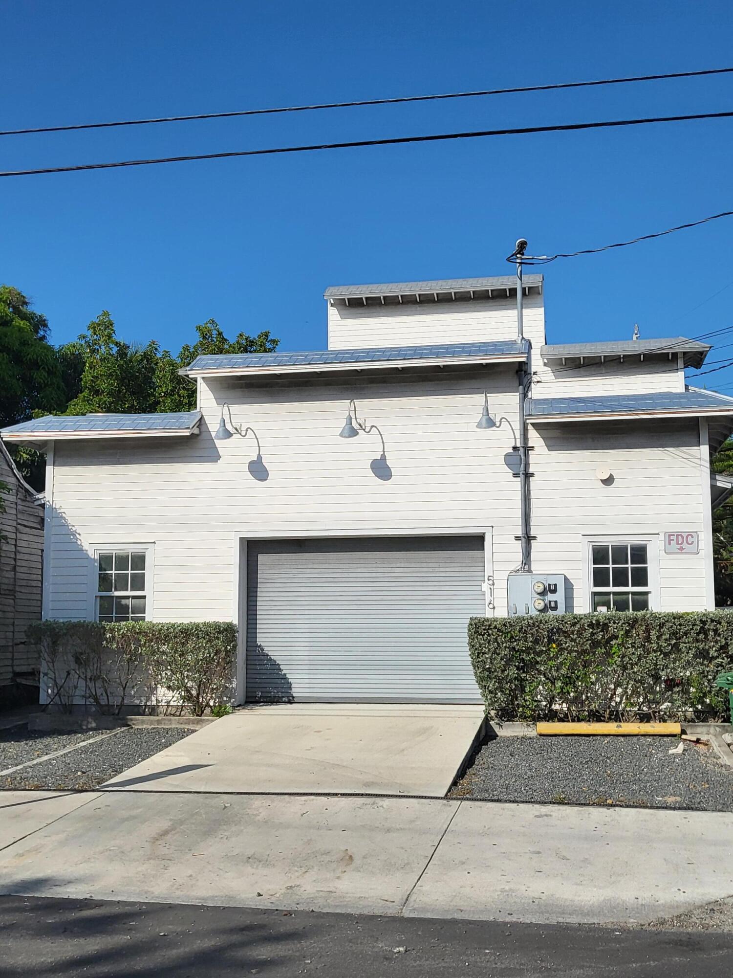 516 White Street Property Photo 1