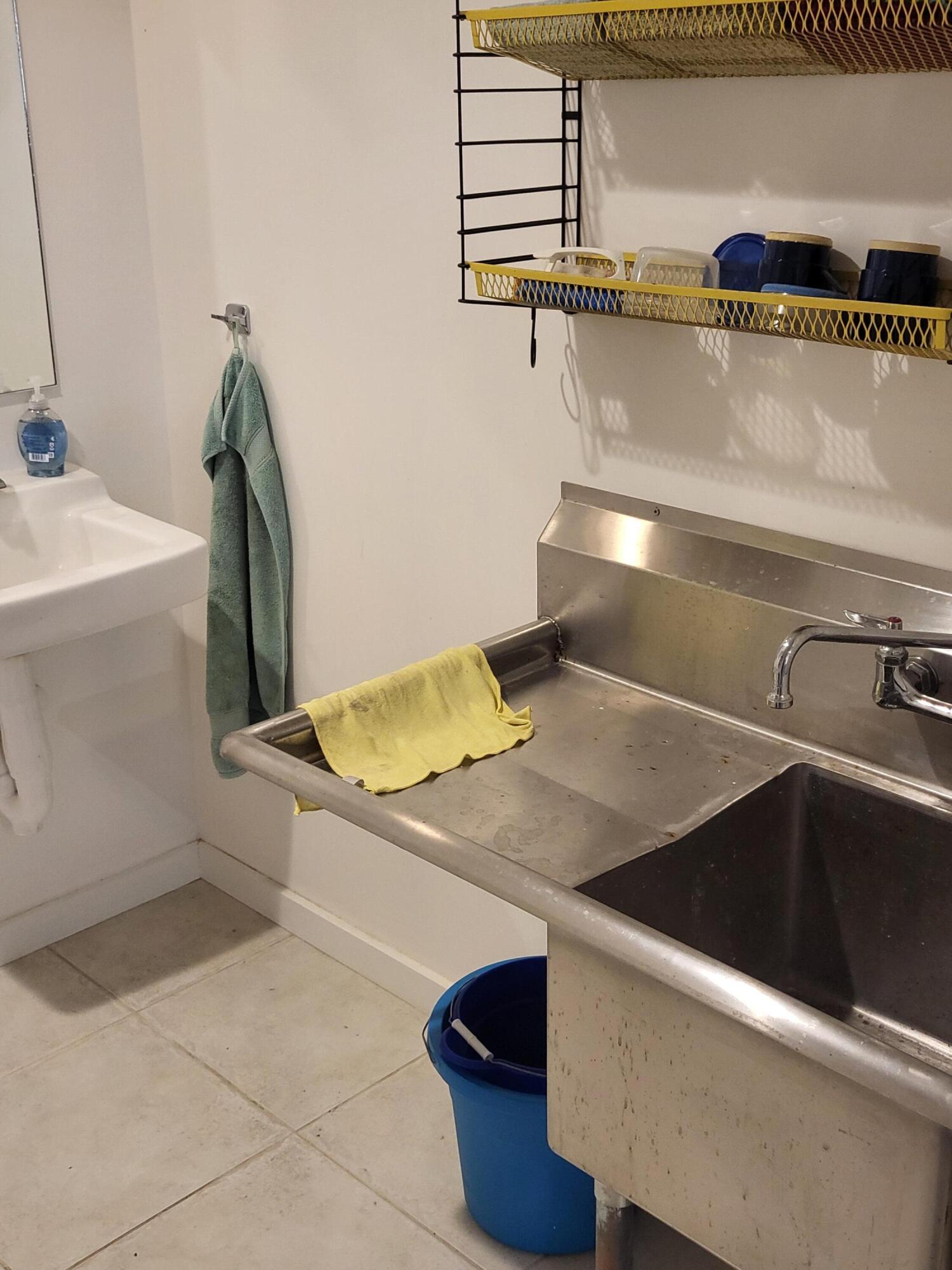 516 White Street Property Photo 13