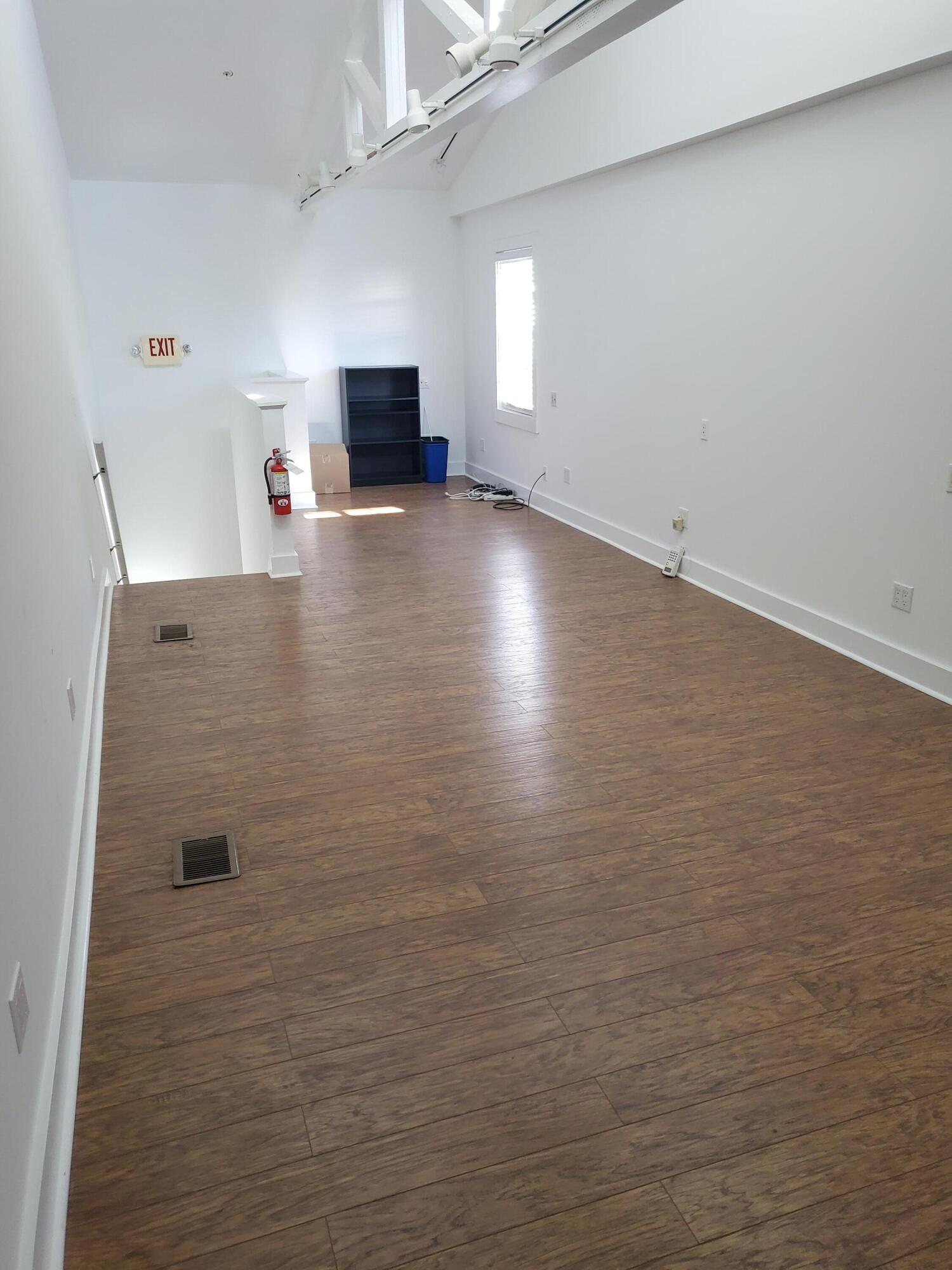 516 White Street Property Photo 19