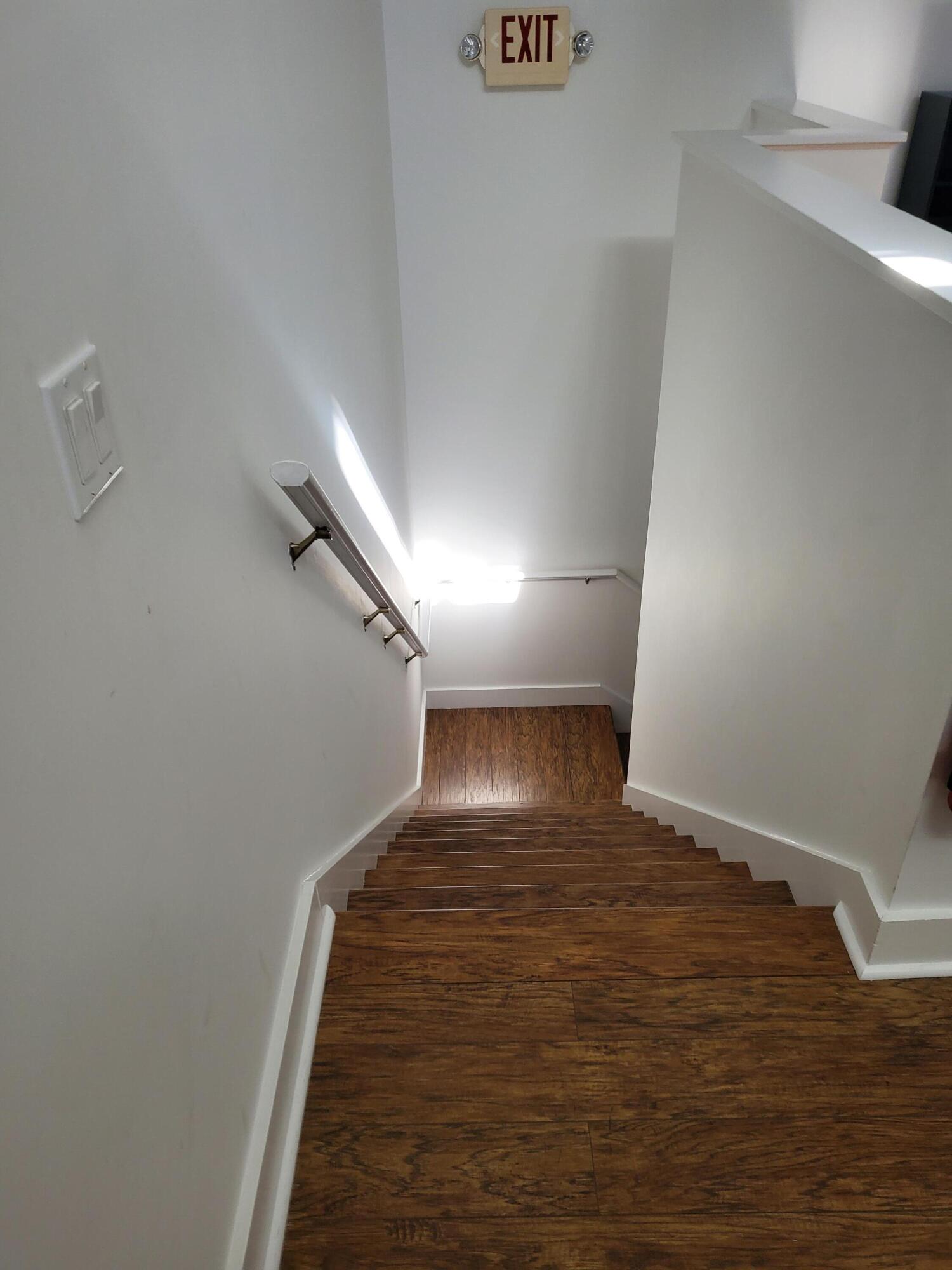 516 White Street Property Photo 20