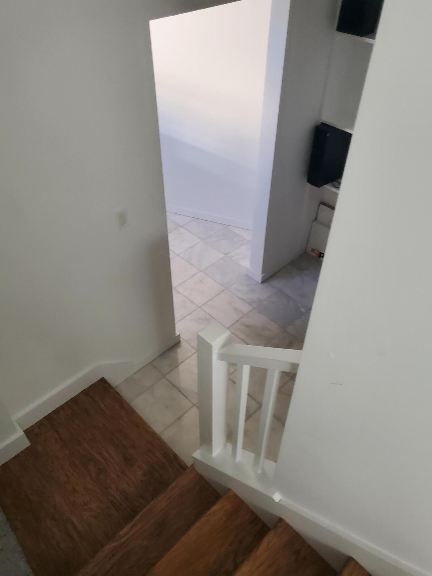 516 White Street Property Photo 21
