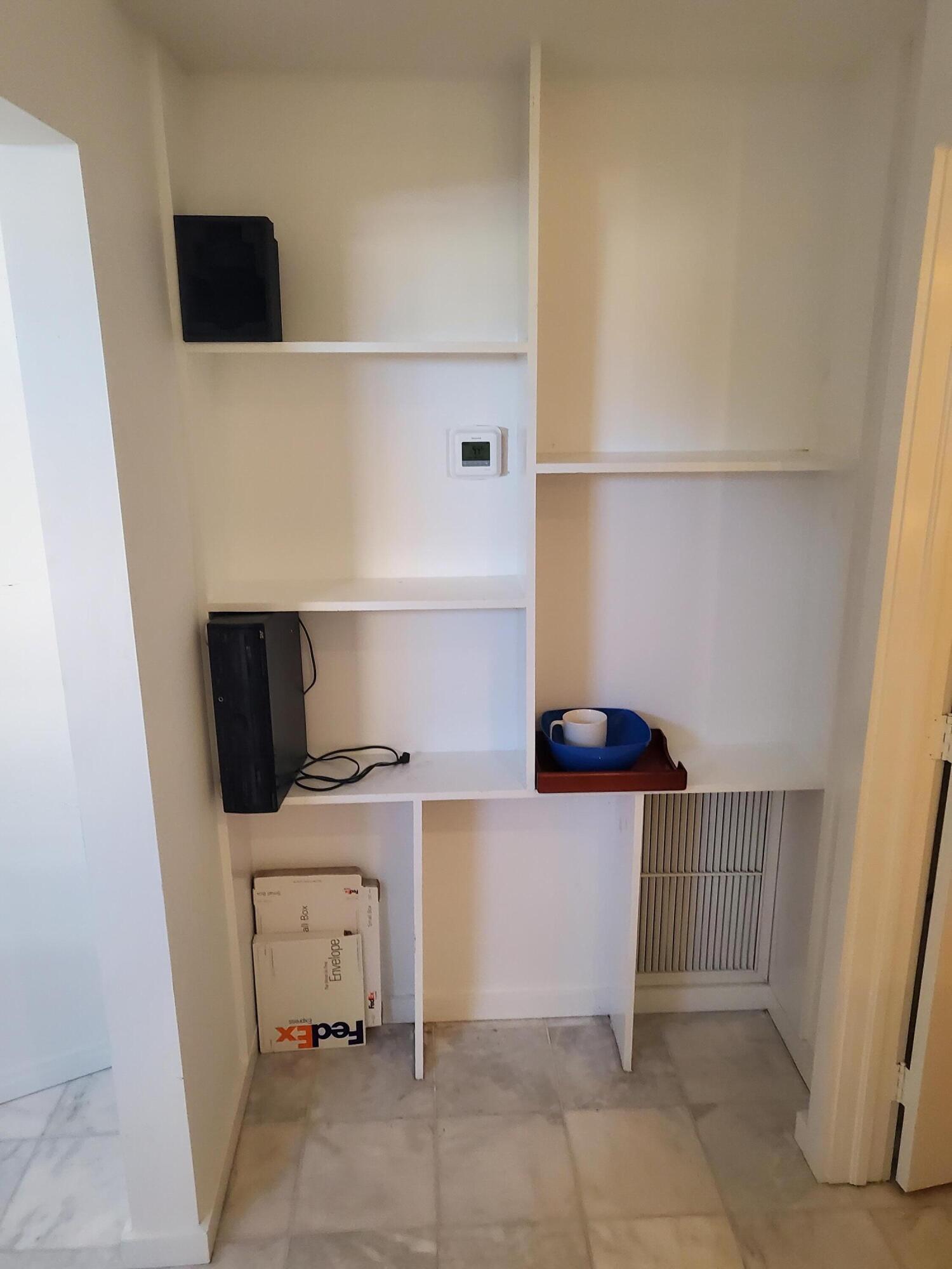 516 White Street Property Photo 23