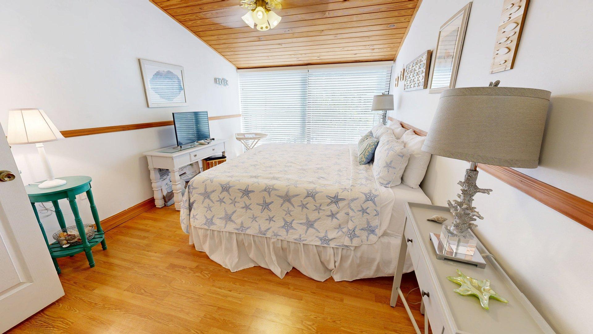 87200 Overseas Highway, C6 Property Photo 4