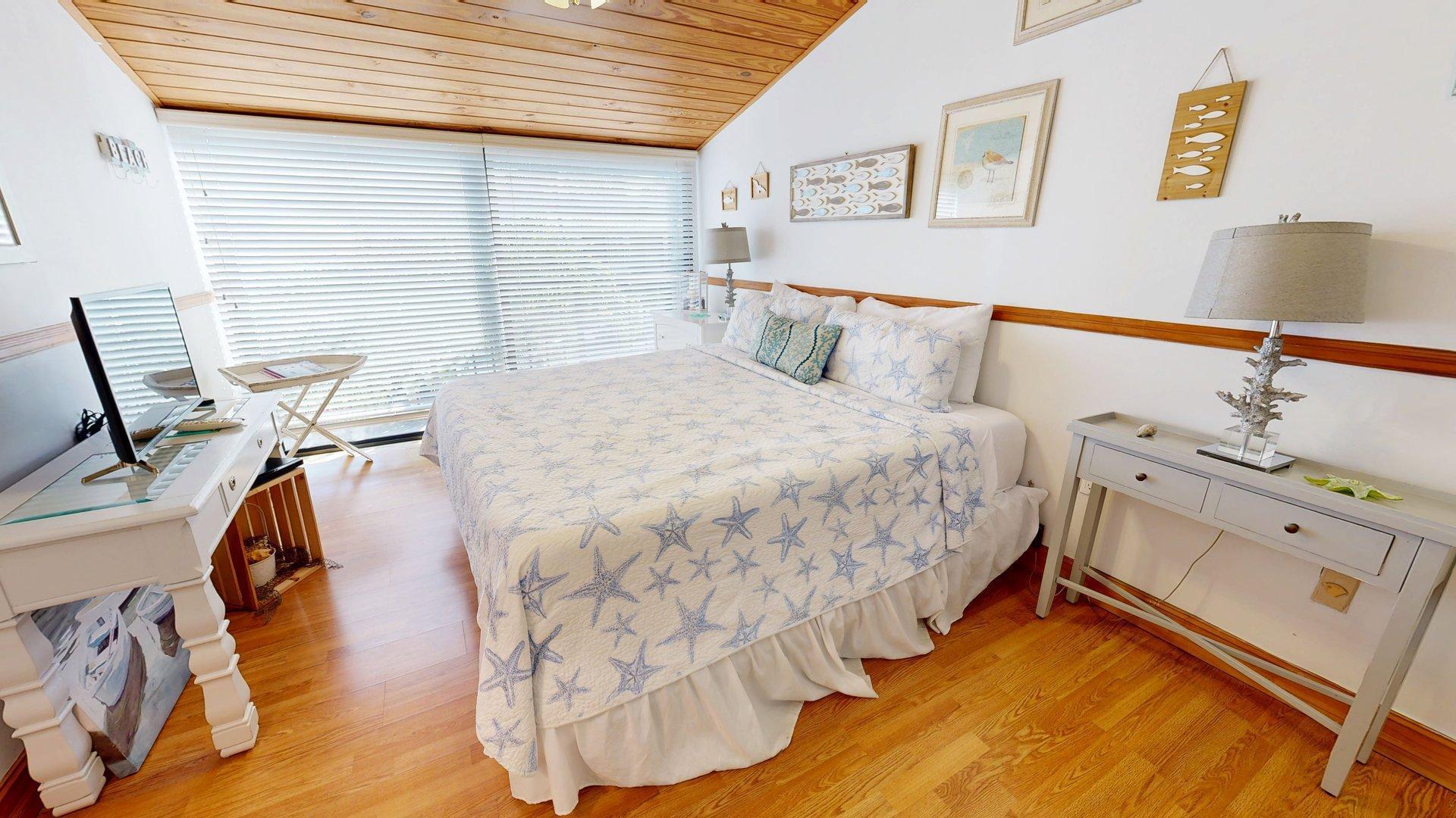 87200 Overseas Highway, C6 Property Photo 5