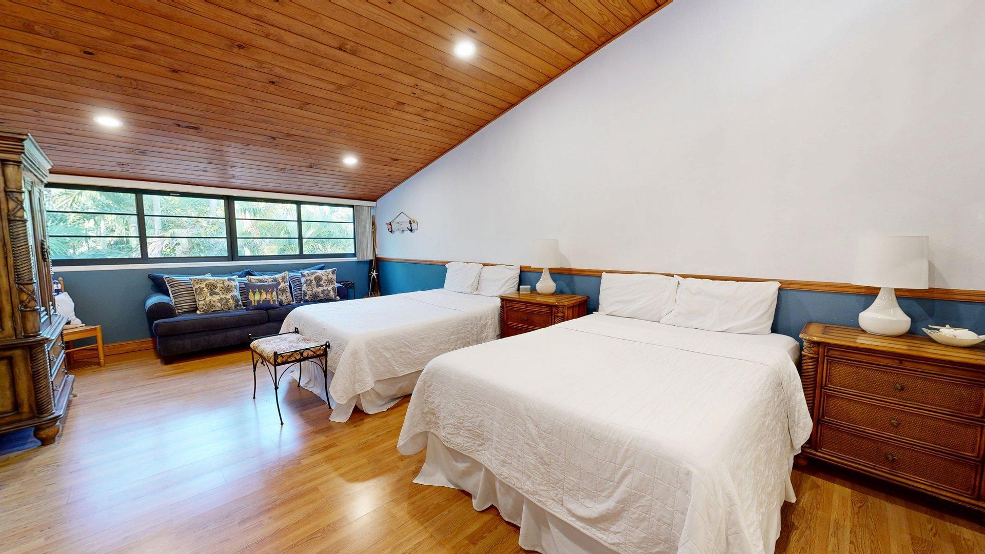 87200 Overseas Highway, C6 Property Photo 6