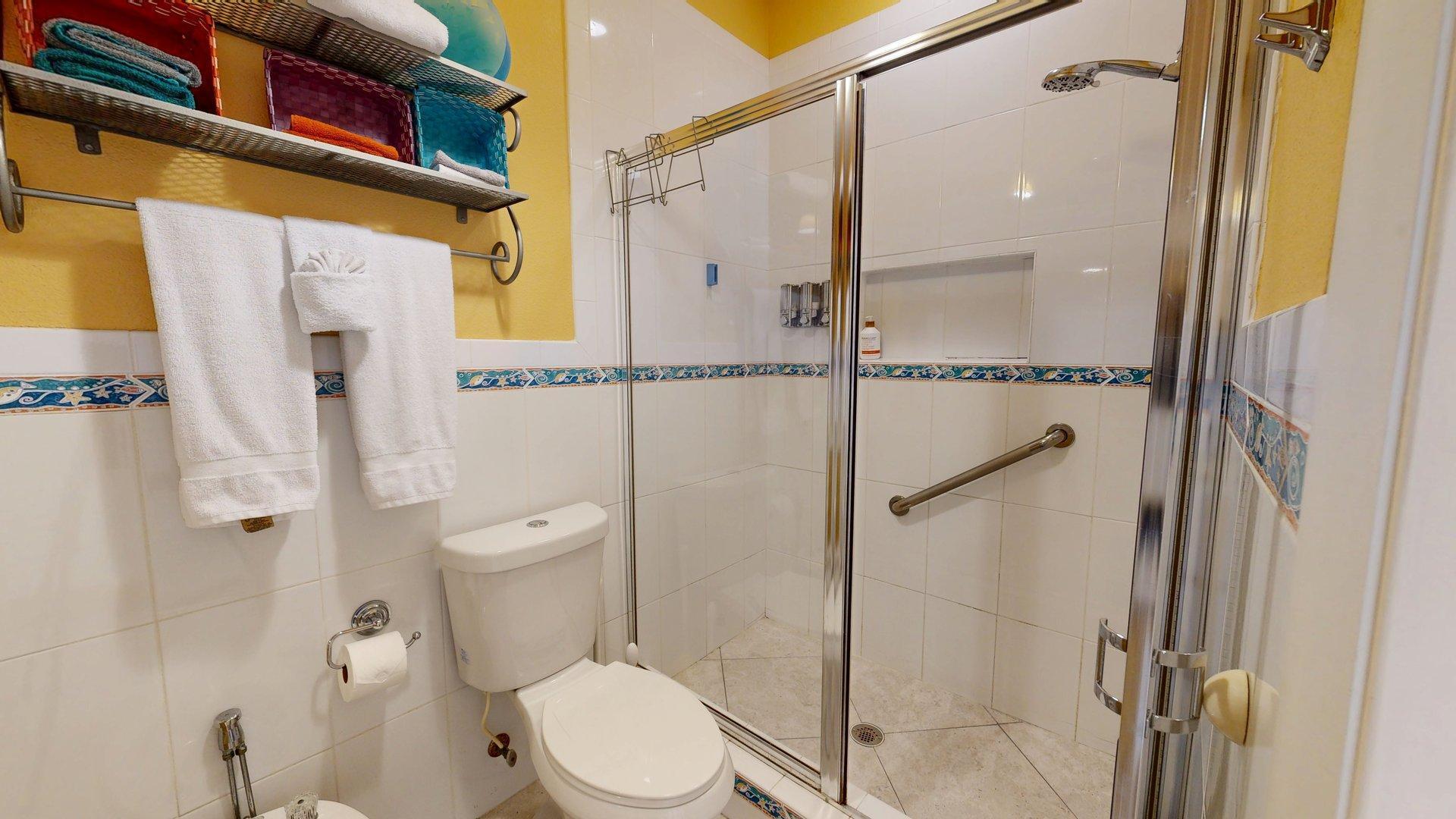 87200 Overseas Highway, C6 Property Photo 9