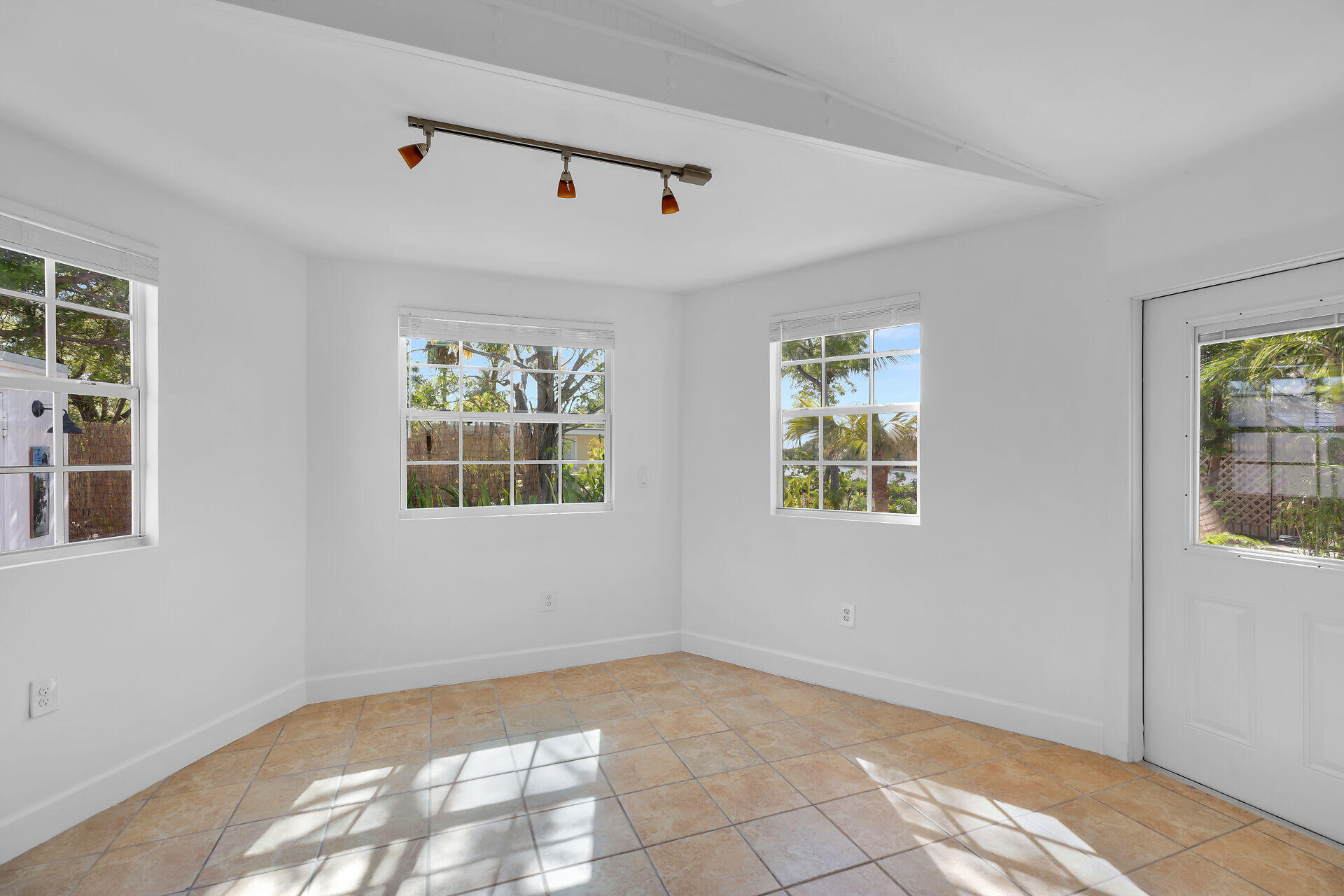 1513 5th Street Property Photo 30