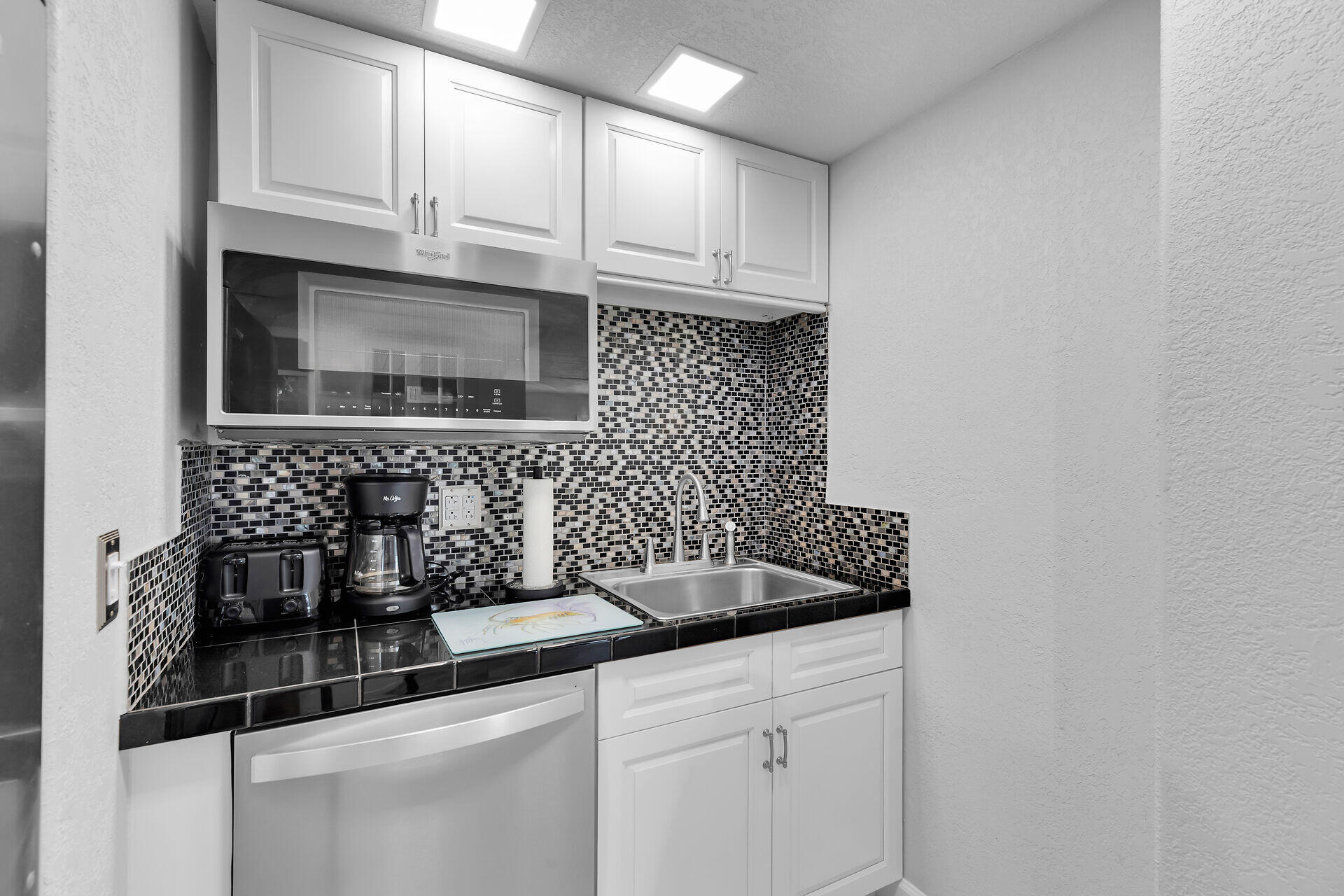 124 Palermo Drive Property Photo 32
