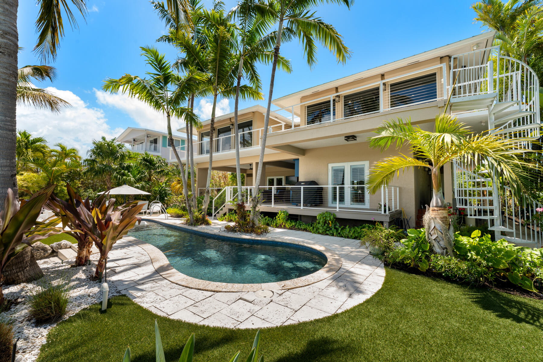 171 Kahiki Drive Property Photo 1