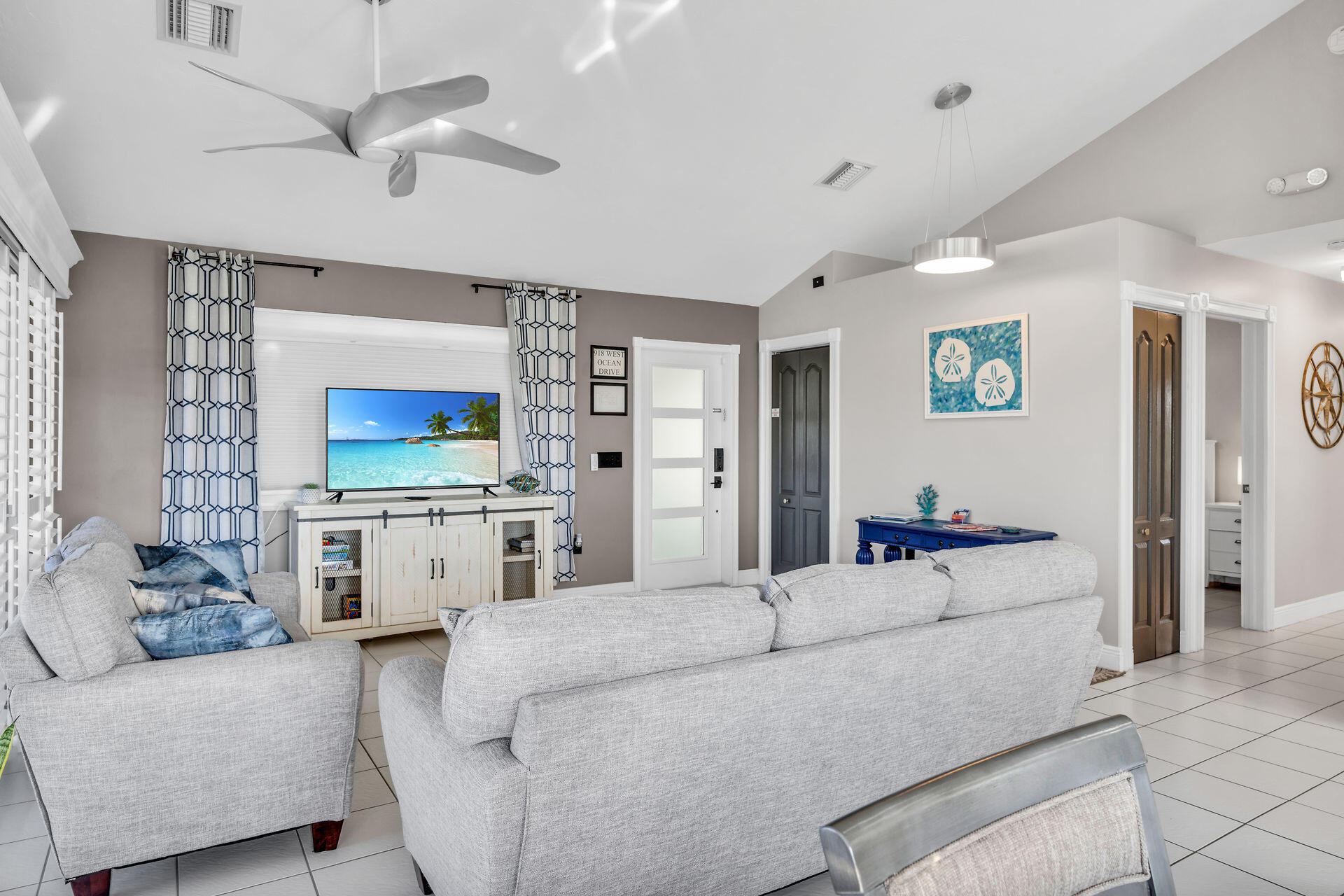 918 W Ocean Drive Property Photo 17