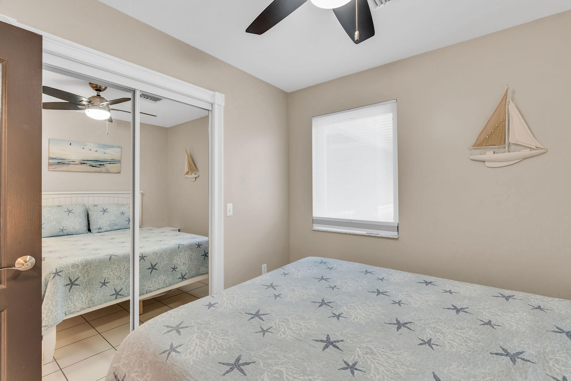 918 W Ocean Drive Property Photo 20