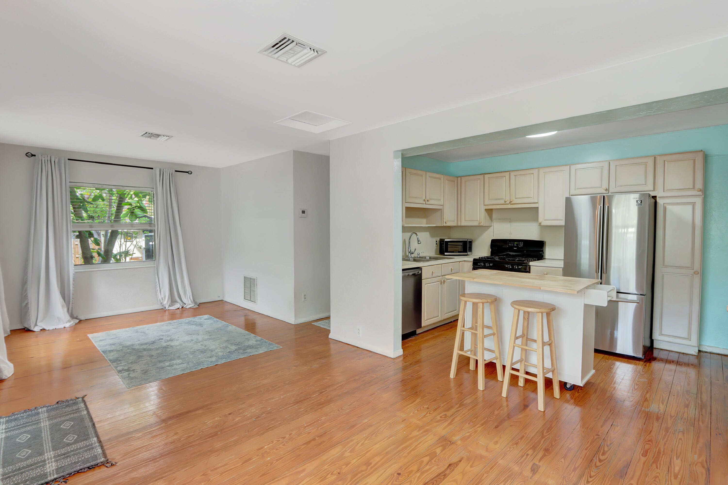 462 Sunset Drive Property Photo 10