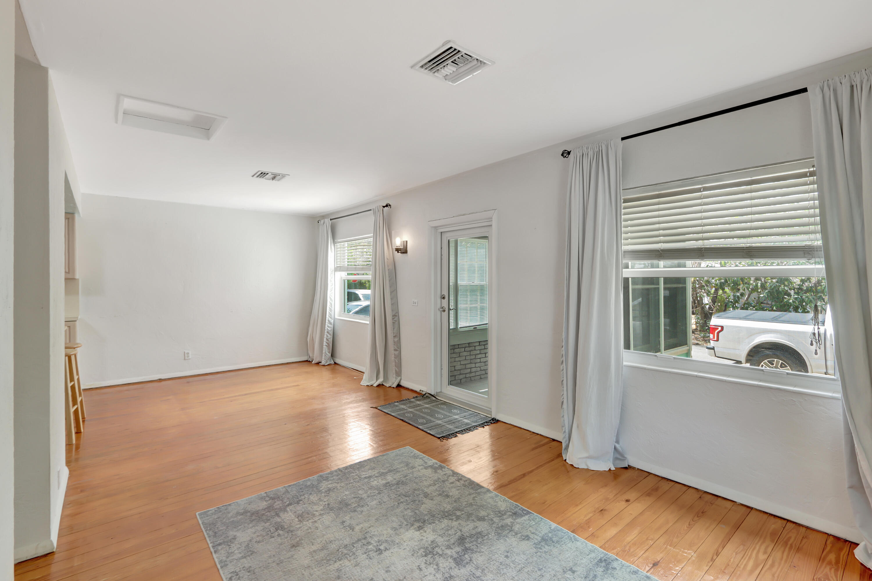 462 Sunset Drive Property Photo 12