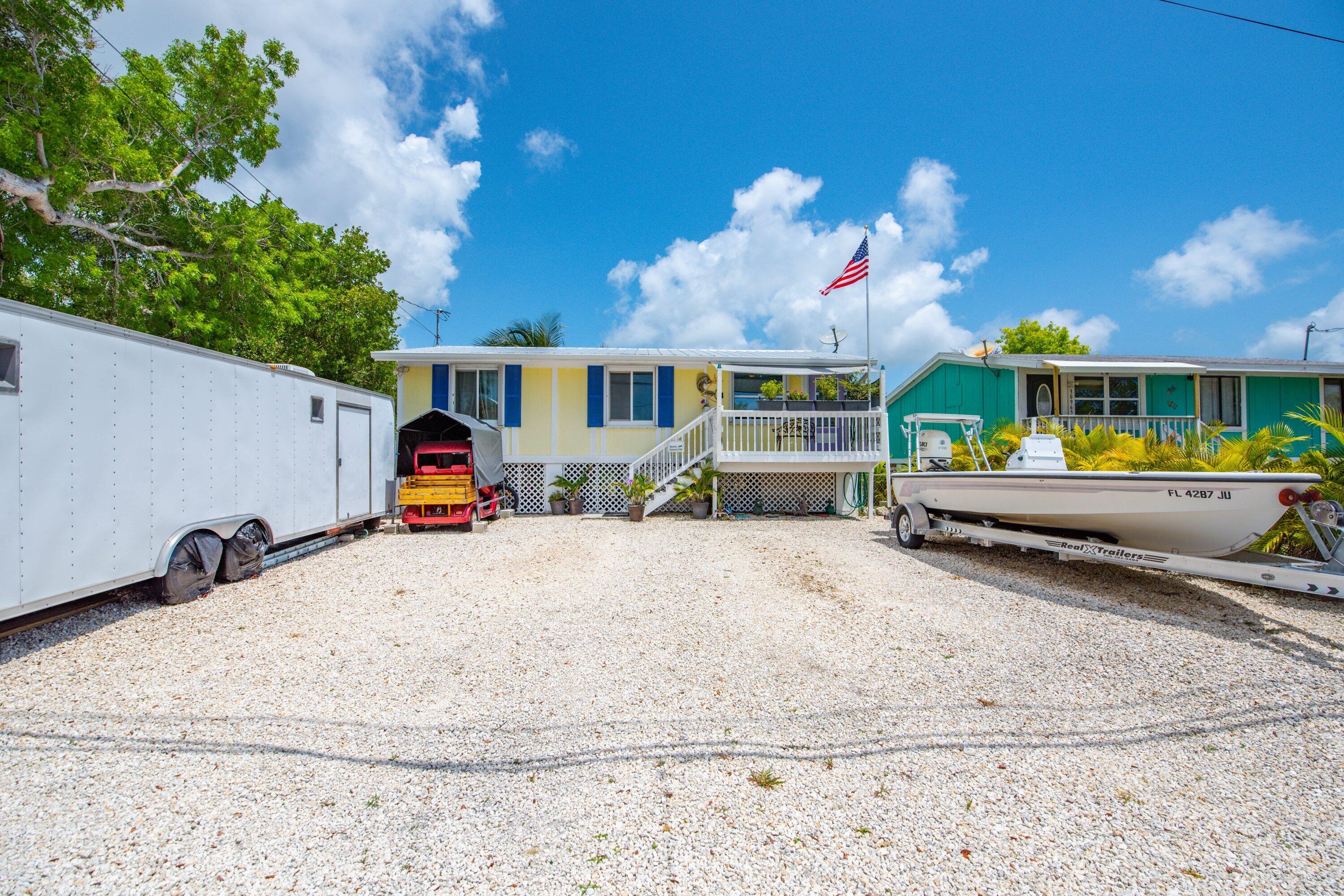 30957 Mercedes Road Property Photo 2
