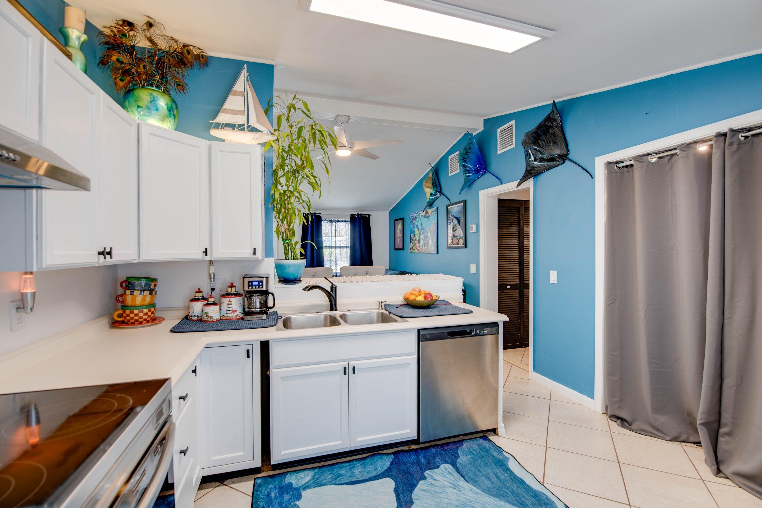 30957 Mercedes Road Property Photo 5
