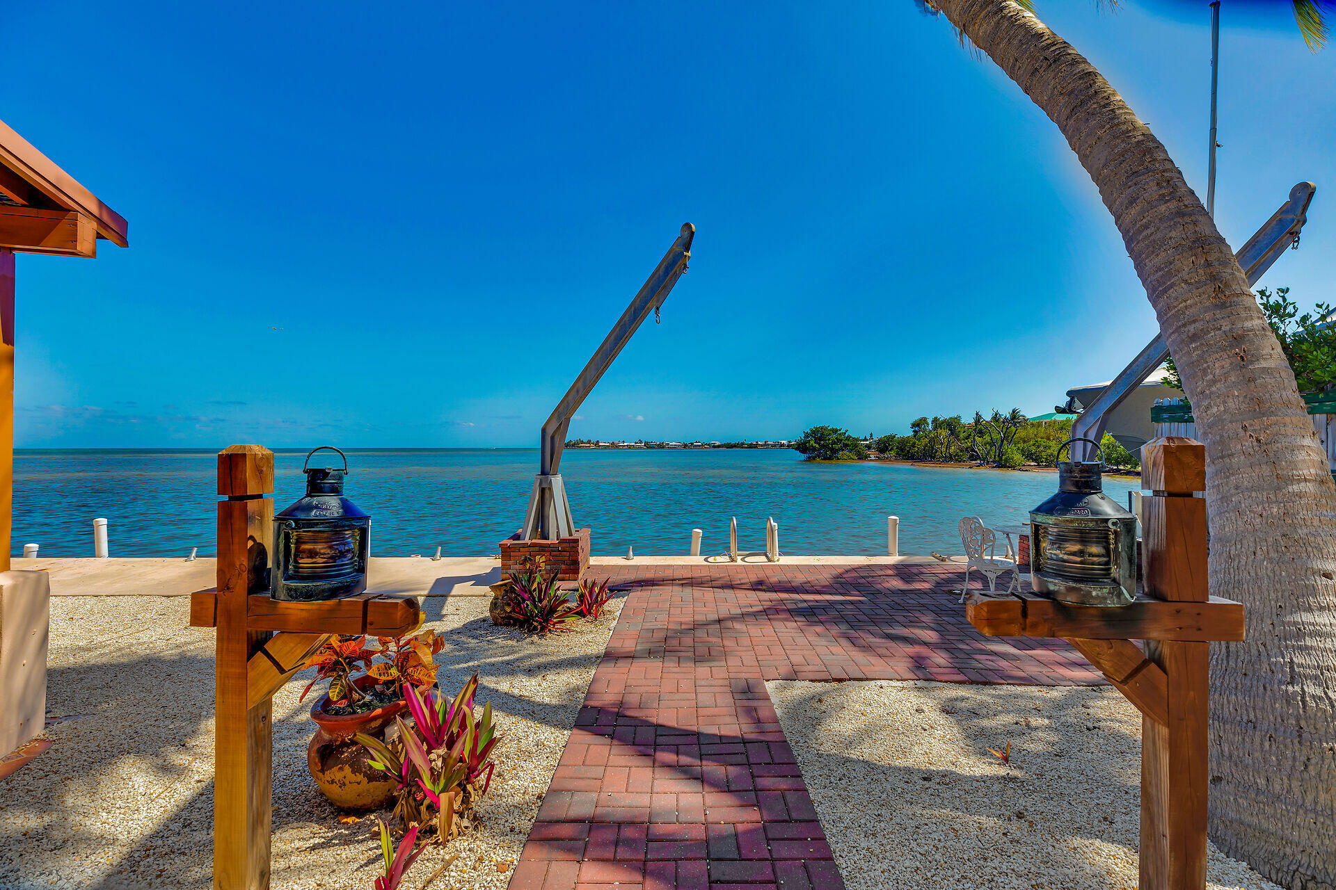5669 Man O War Drive Property Photo 15