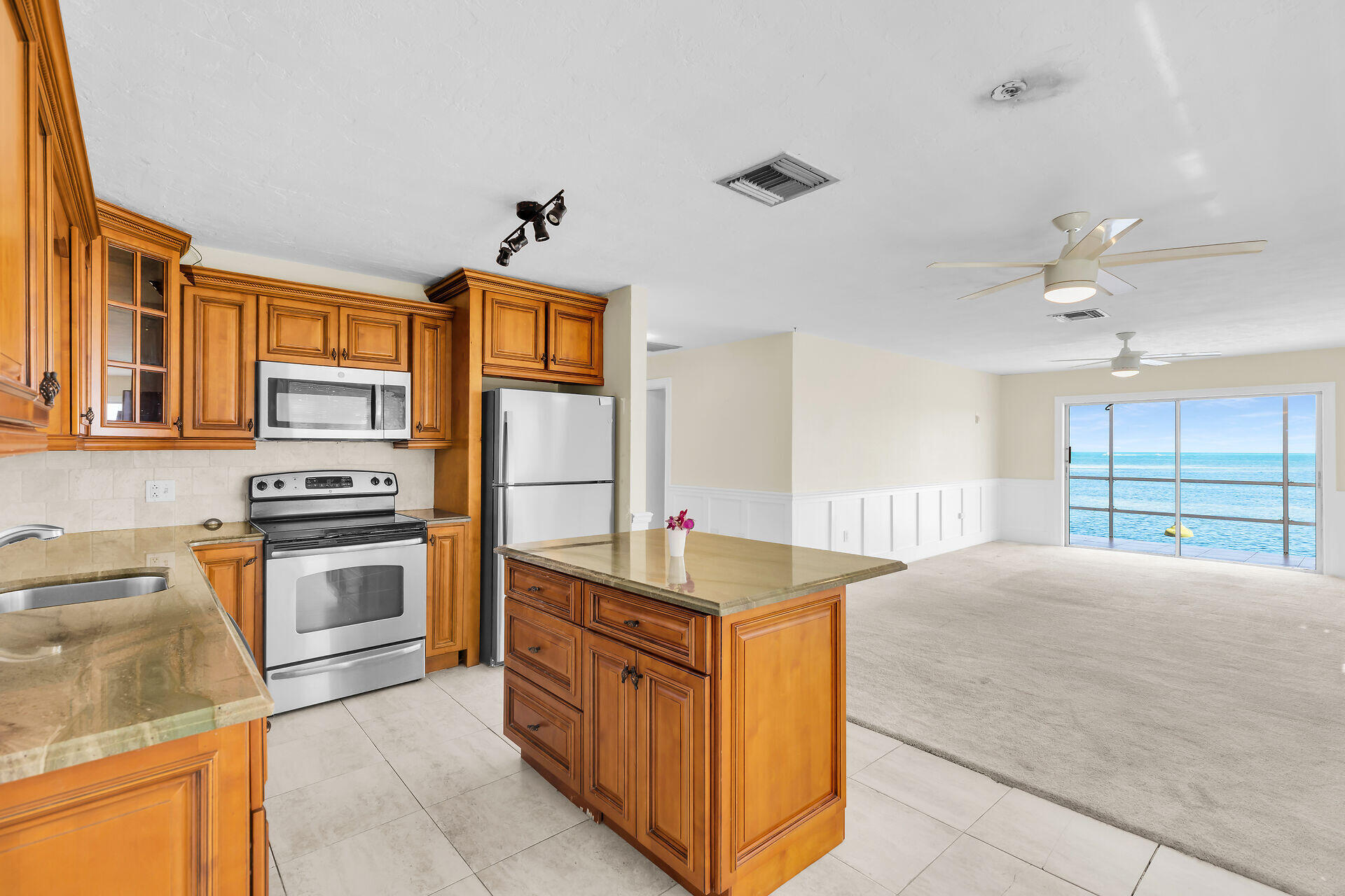5669 Man O War Drive Property Photo 33
