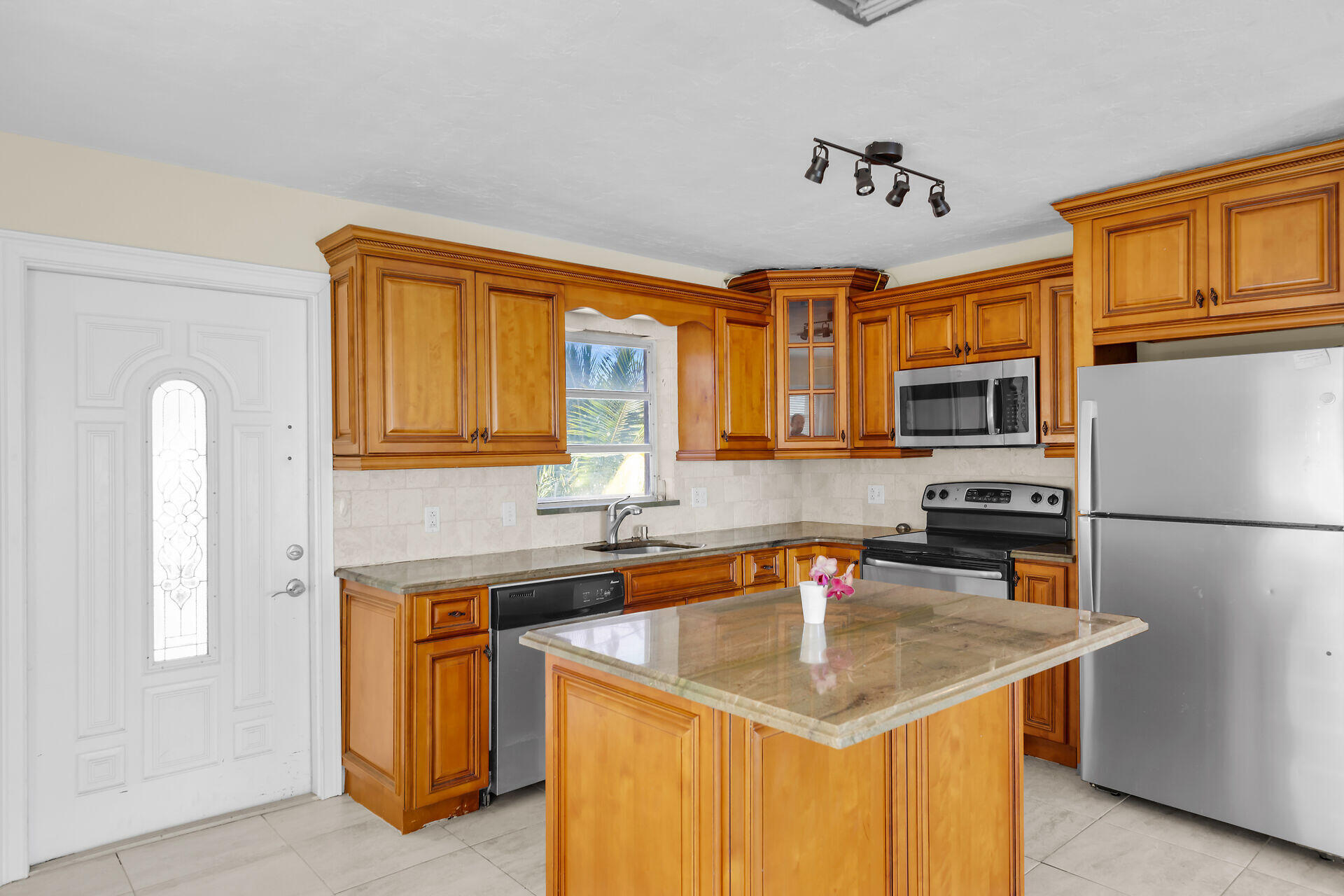 5669 Man O War Drive Property Photo 34