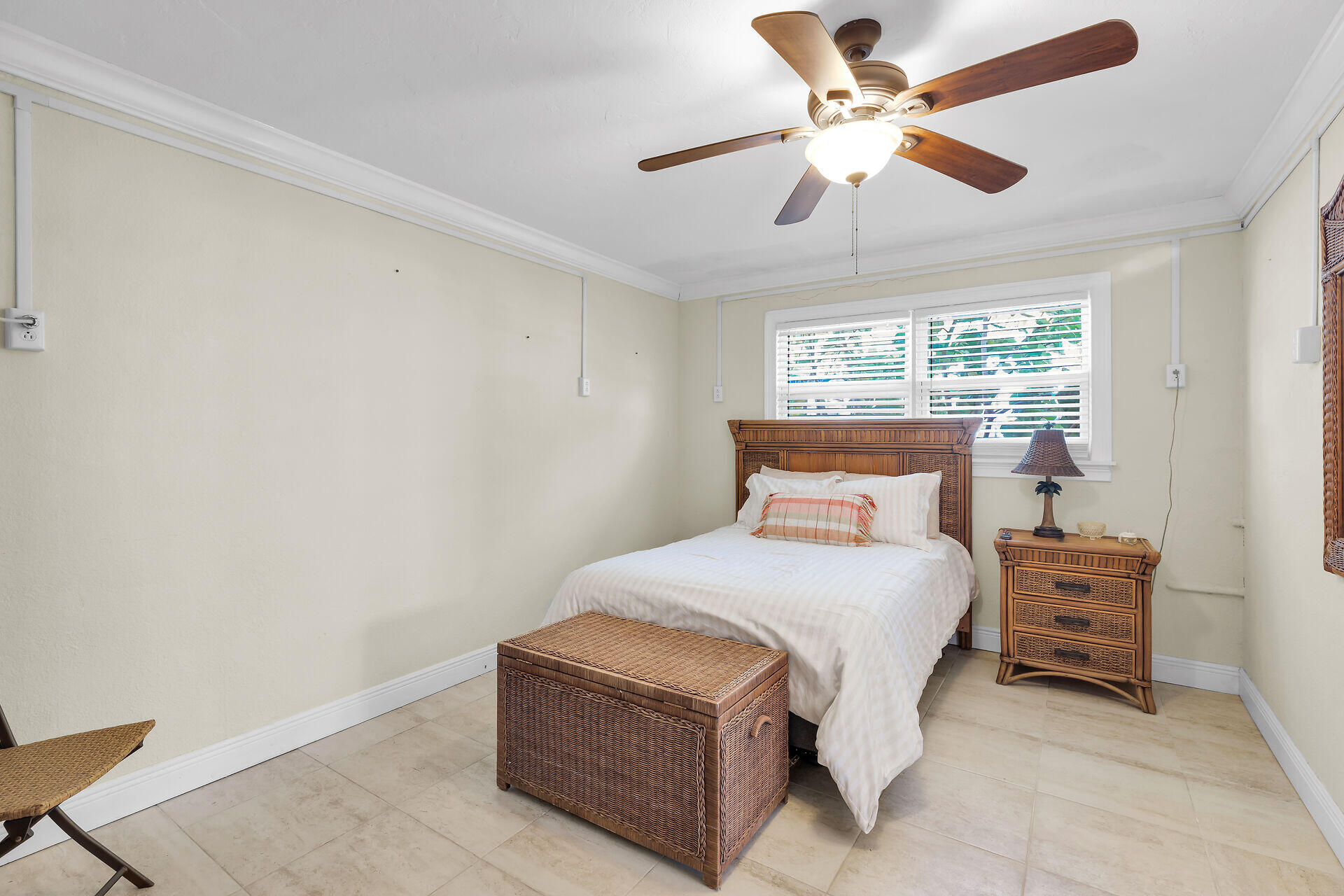 5669 Man O War Drive Property Photo 41