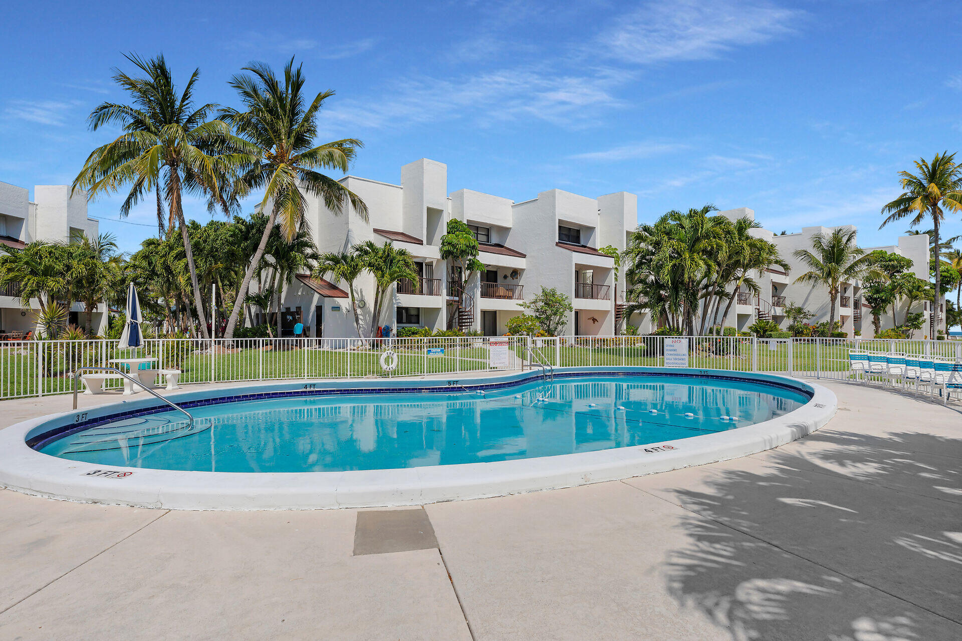 601 W Ocean Drive, 411c Property Photo 9
