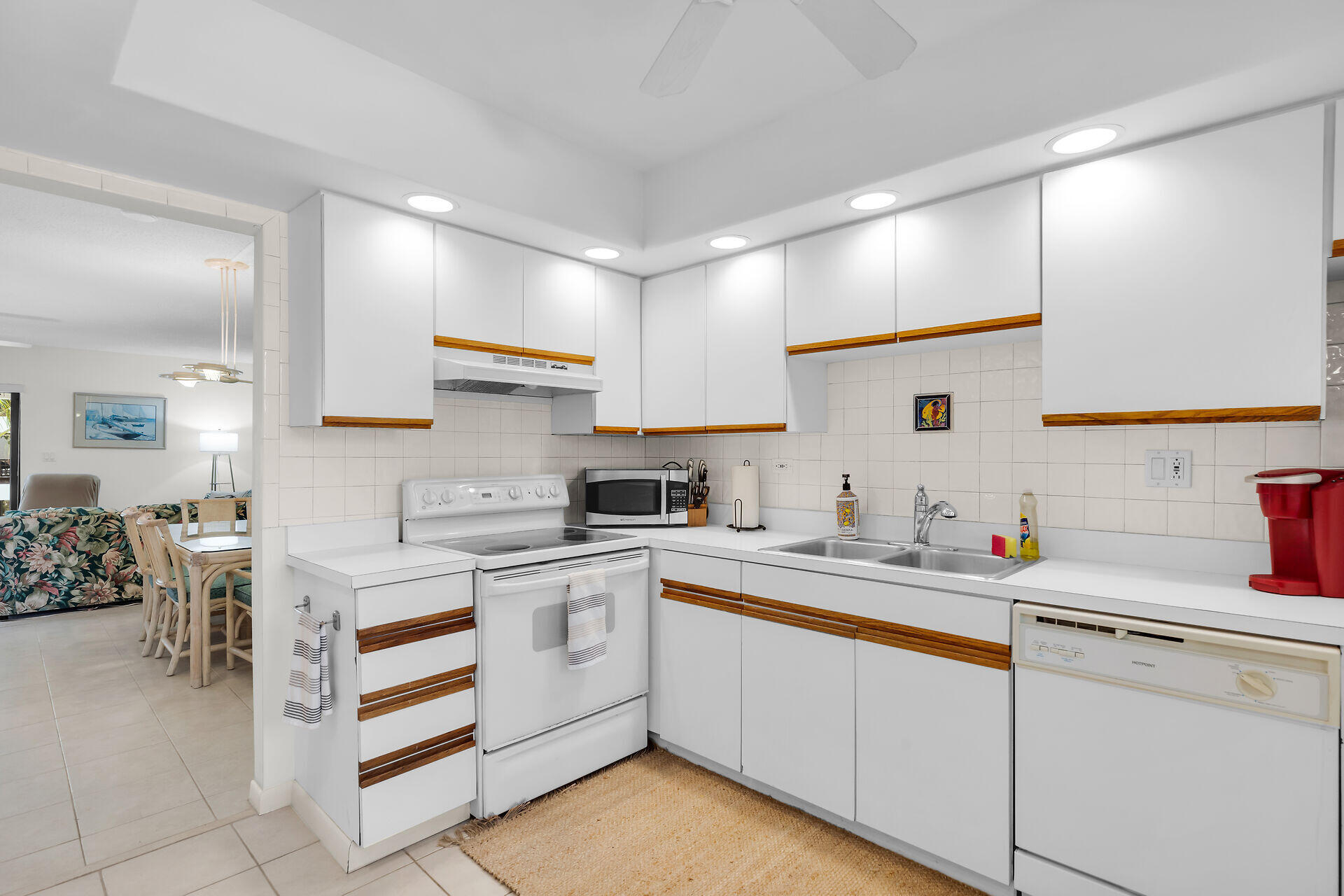 601 W Ocean Drive, 411c Property Photo 19
