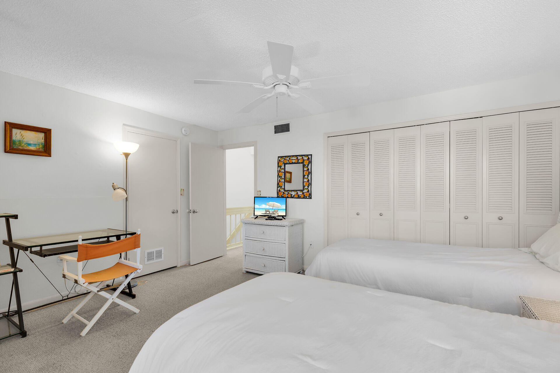 601 W Ocean Drive, 411c Property Photo 33