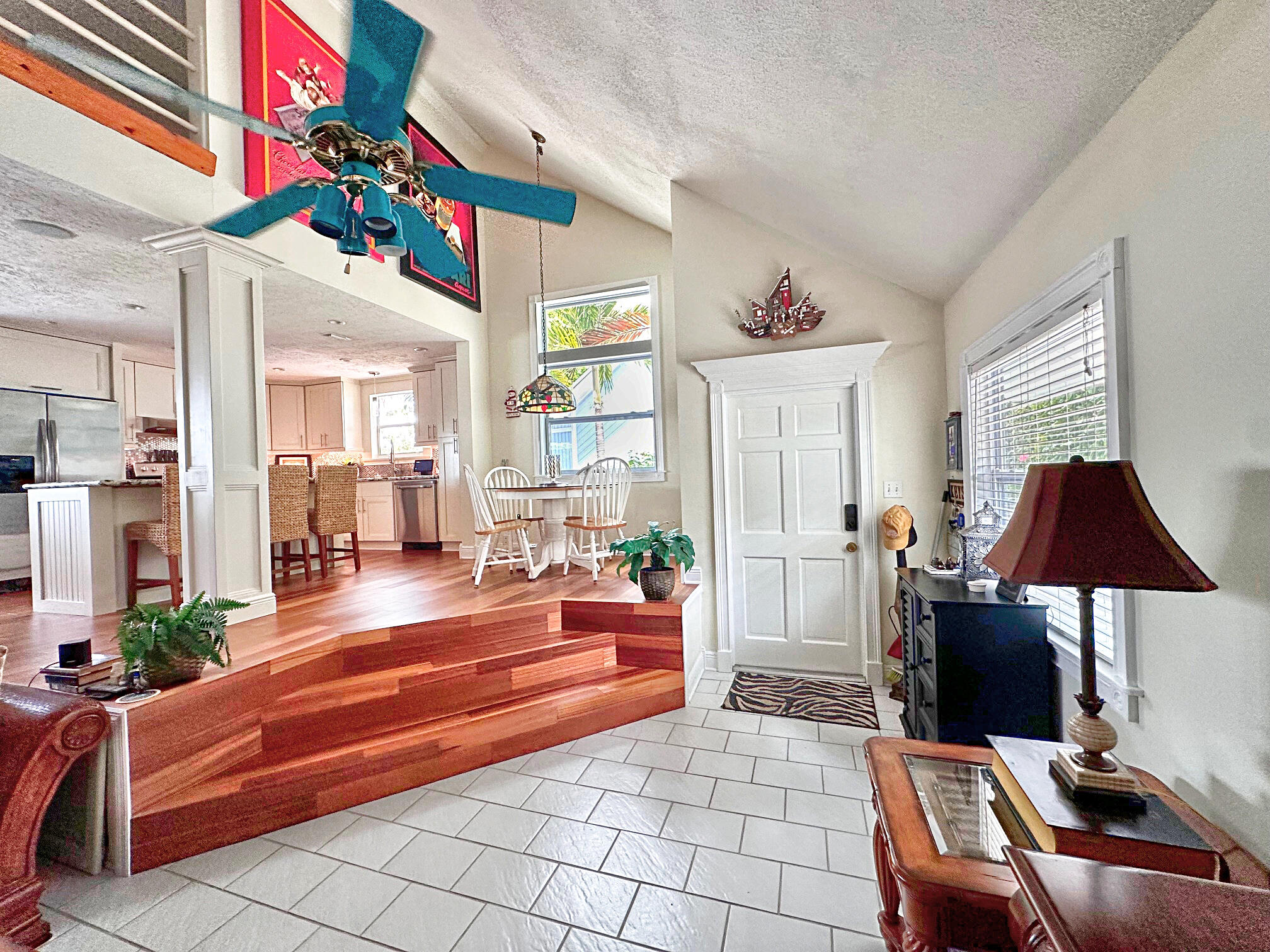 106 Gardenia Avenue Property Photo 9