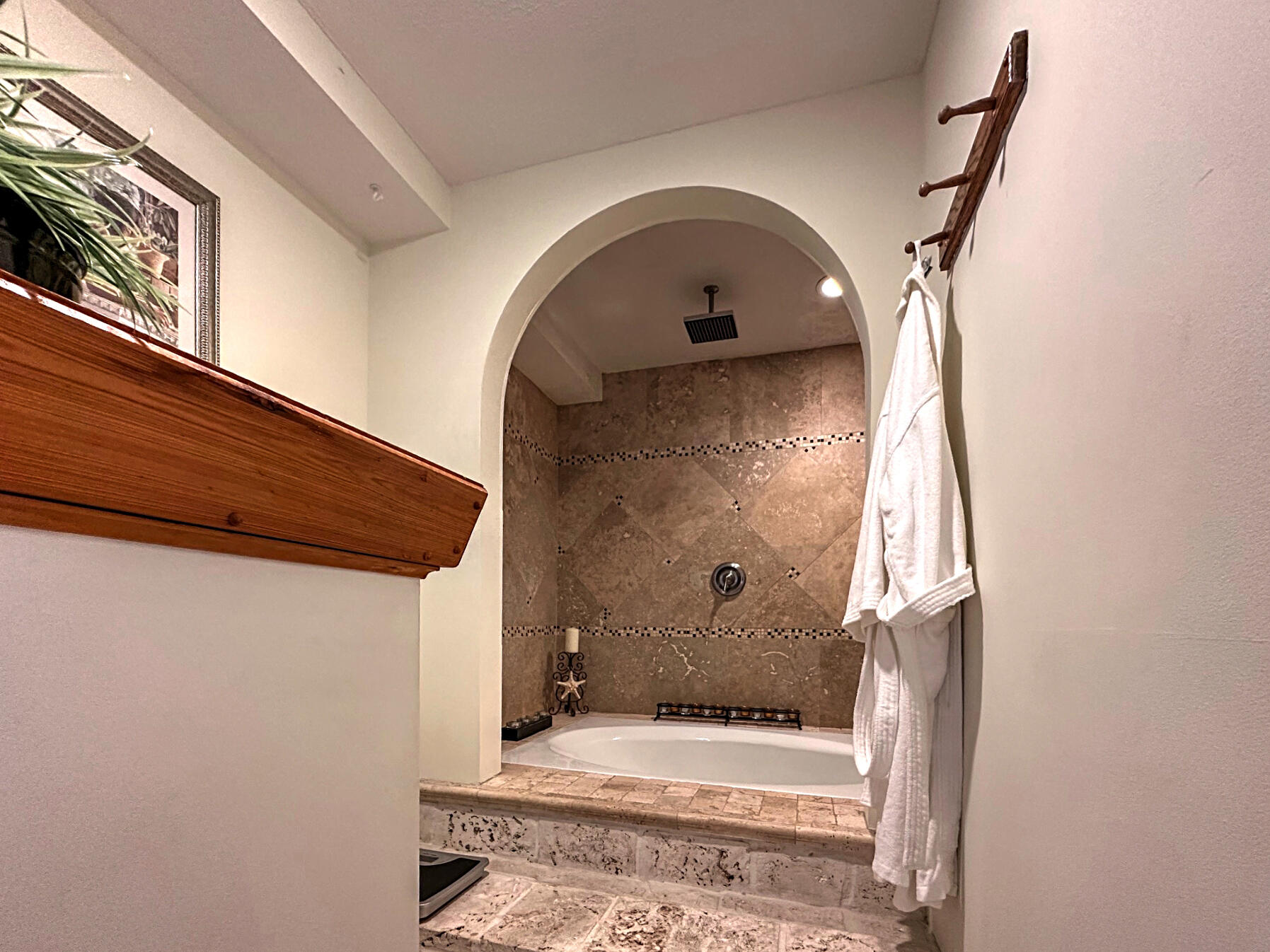 106 Gardenia Avenue Property Photo 30