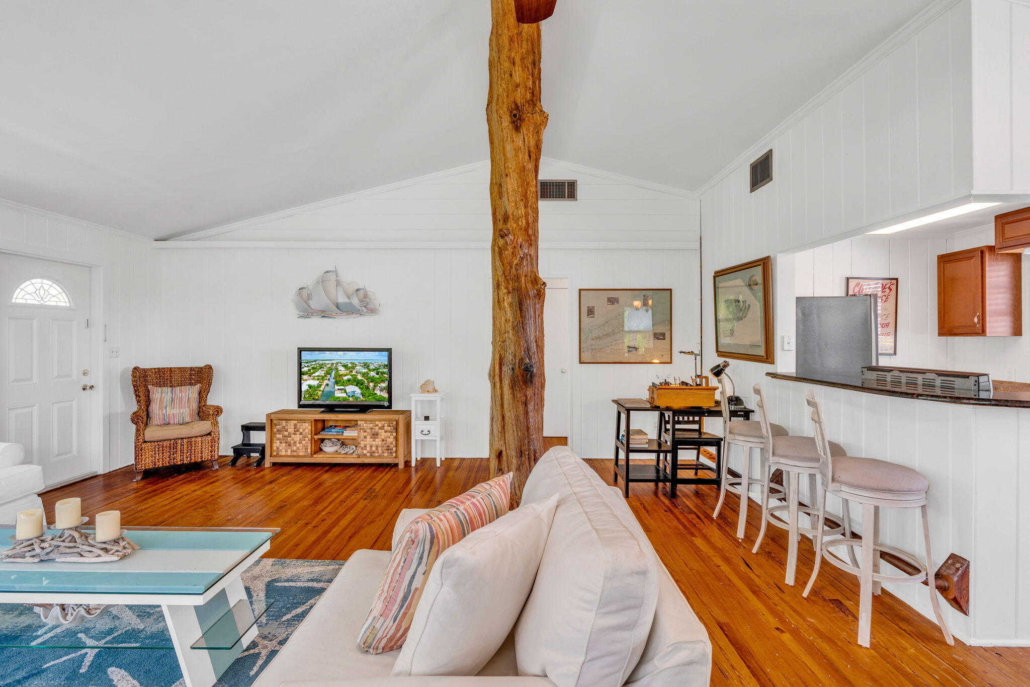 22841 Buccaneer Lane Property Photo 10