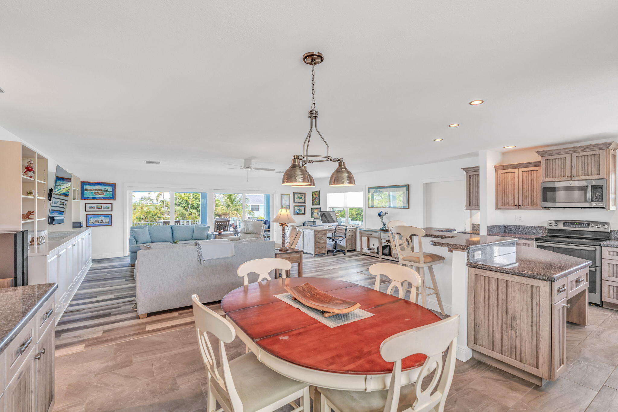 17094 Coral Drive Property Photo 8