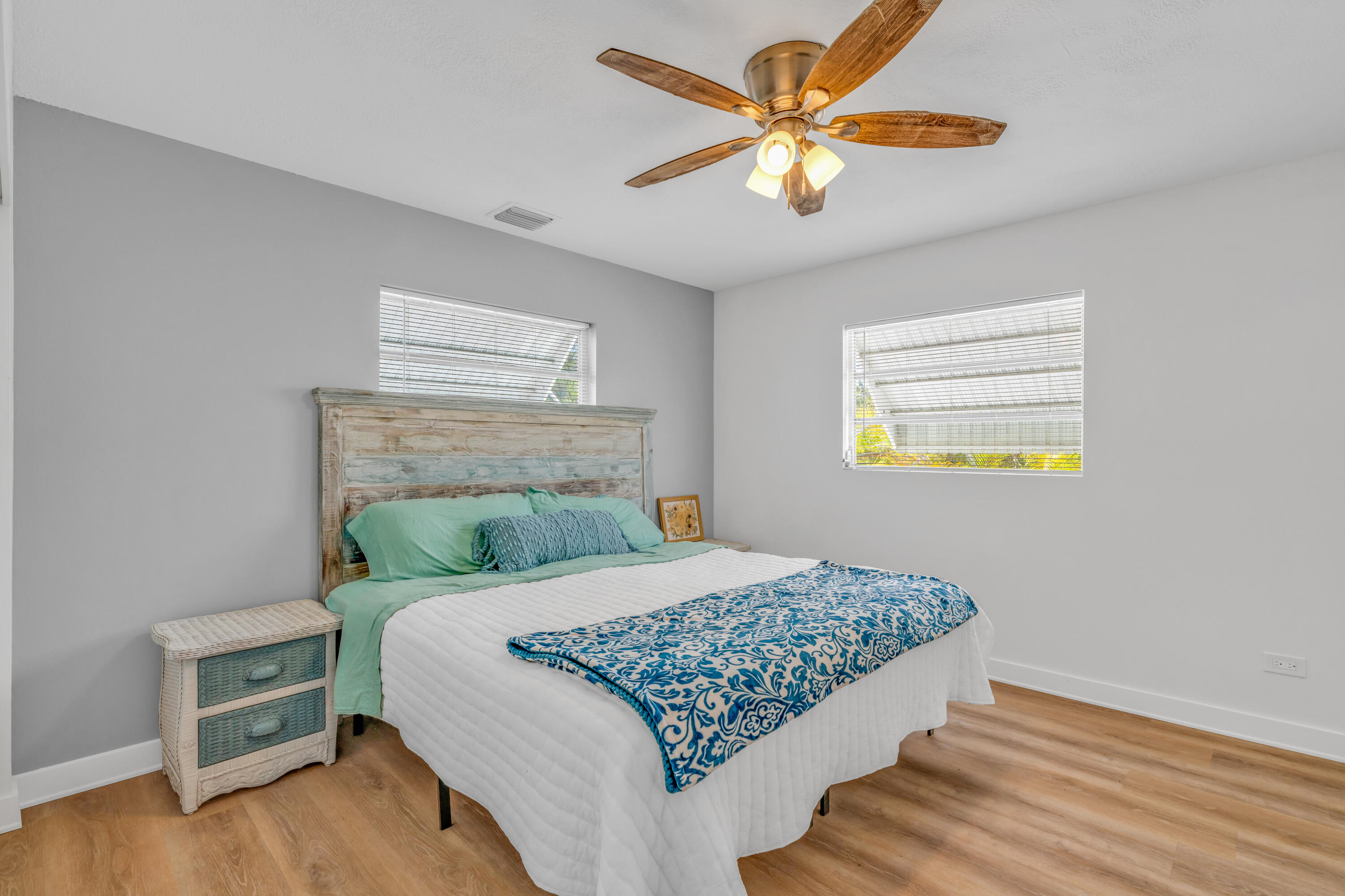 1590 Gardenia Lane Property Photo 13