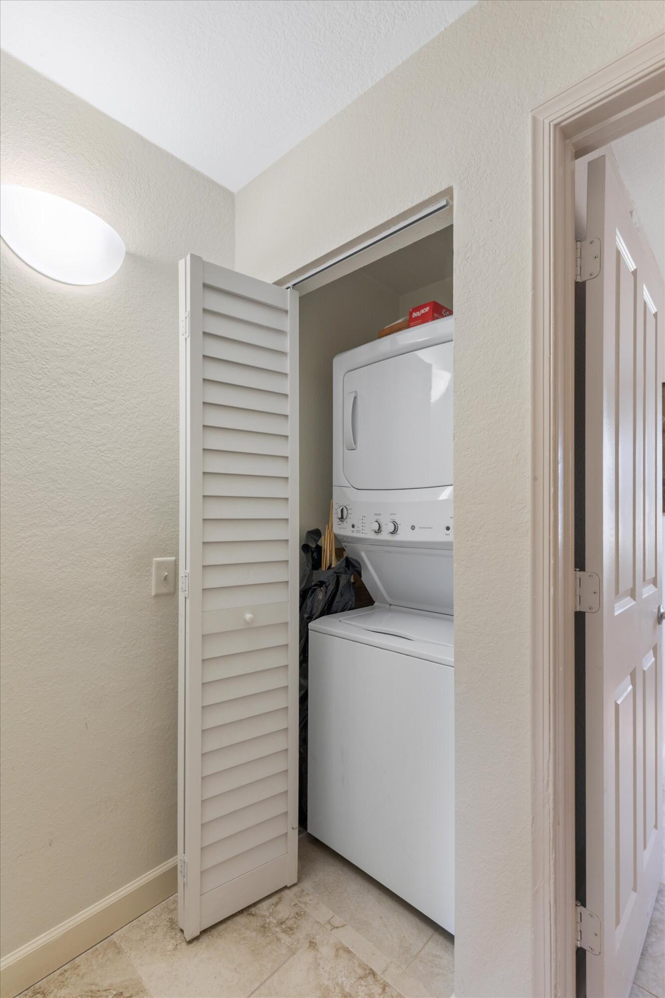 64 Seaside North Court Property Photo 18