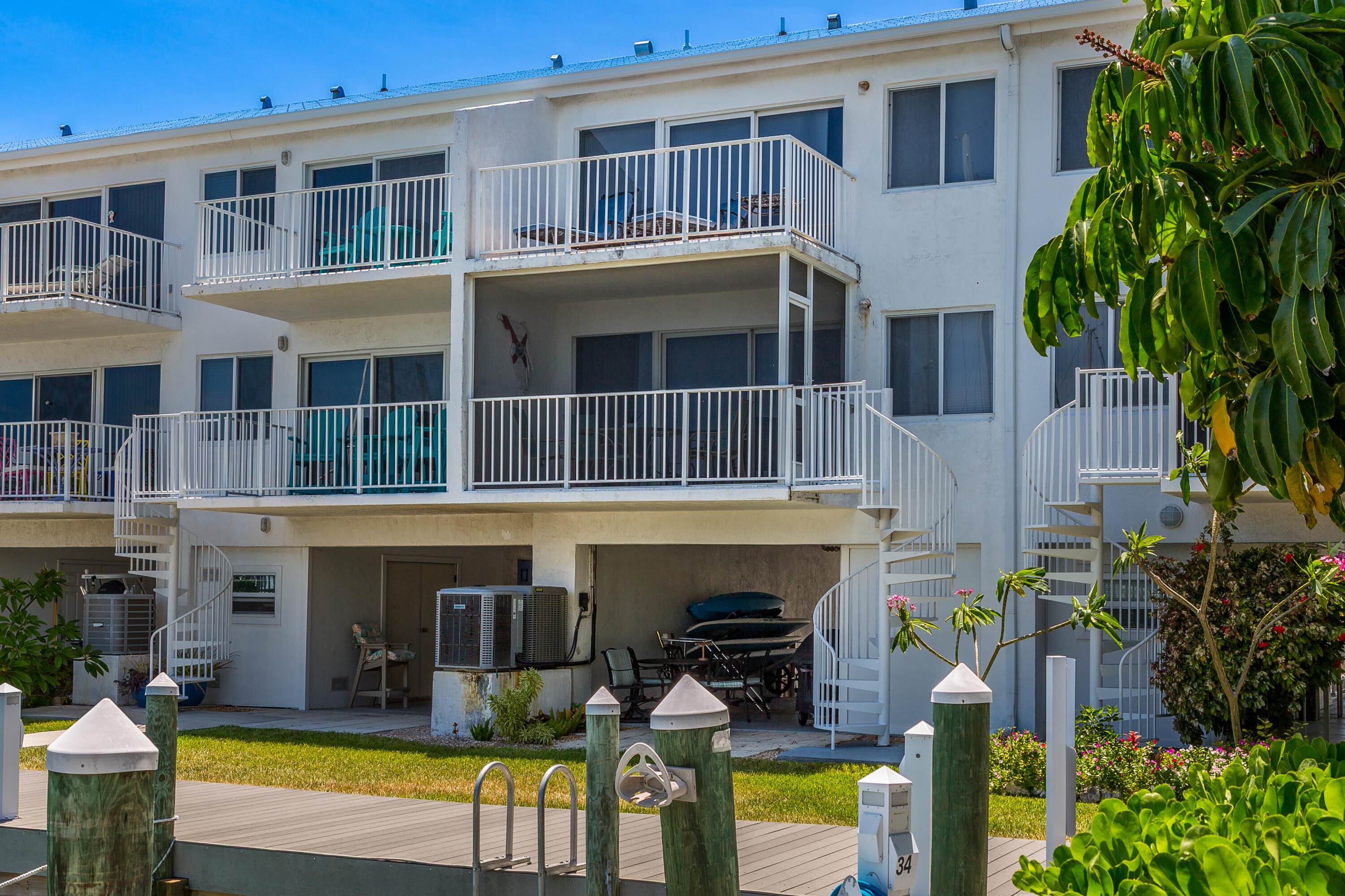 95 Coco Plum Drive, 5d Property Photo 4