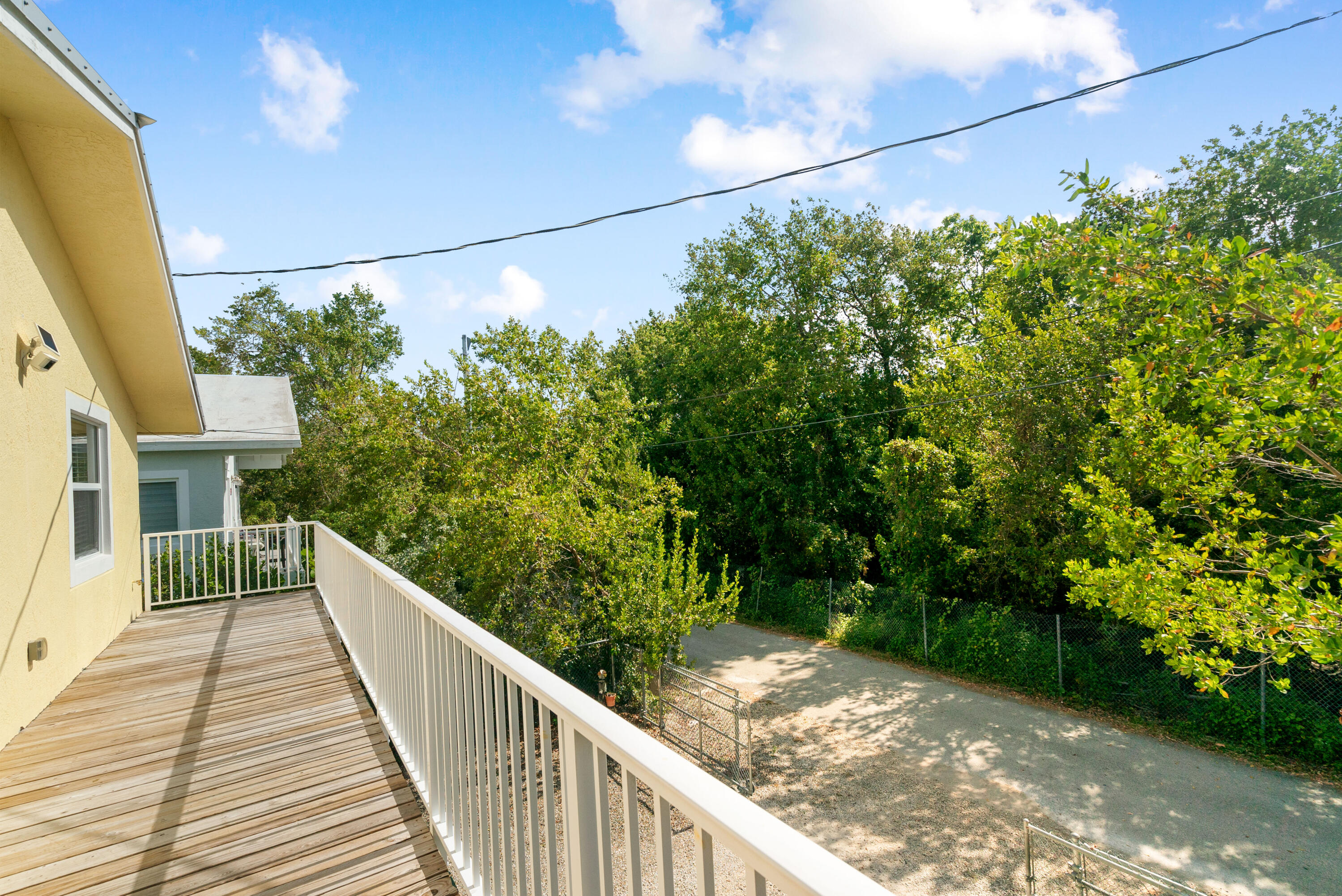 1021 Valencia Road Property Photo 20