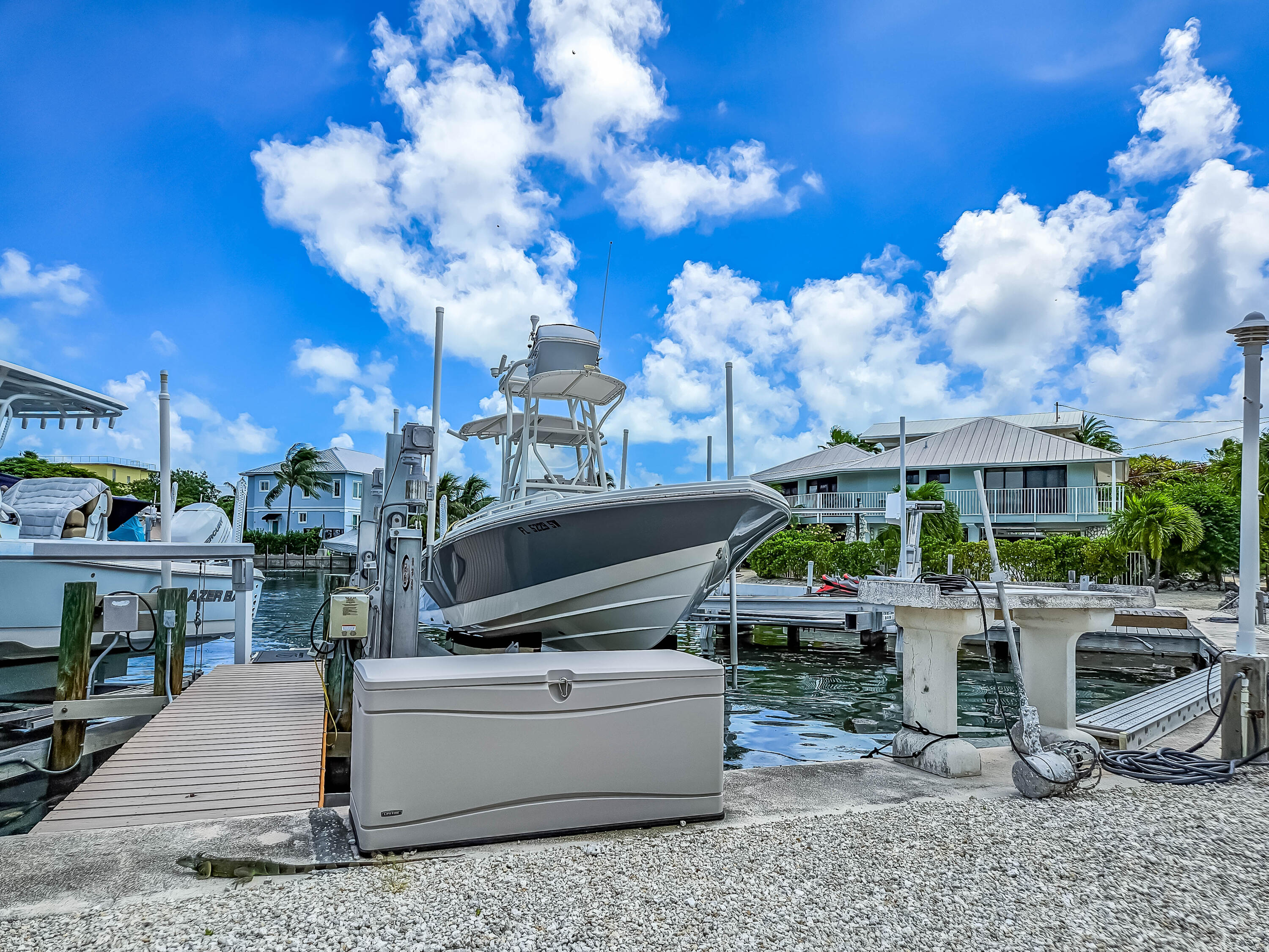 359 Stirrup Key Boulevard Property Photo 8