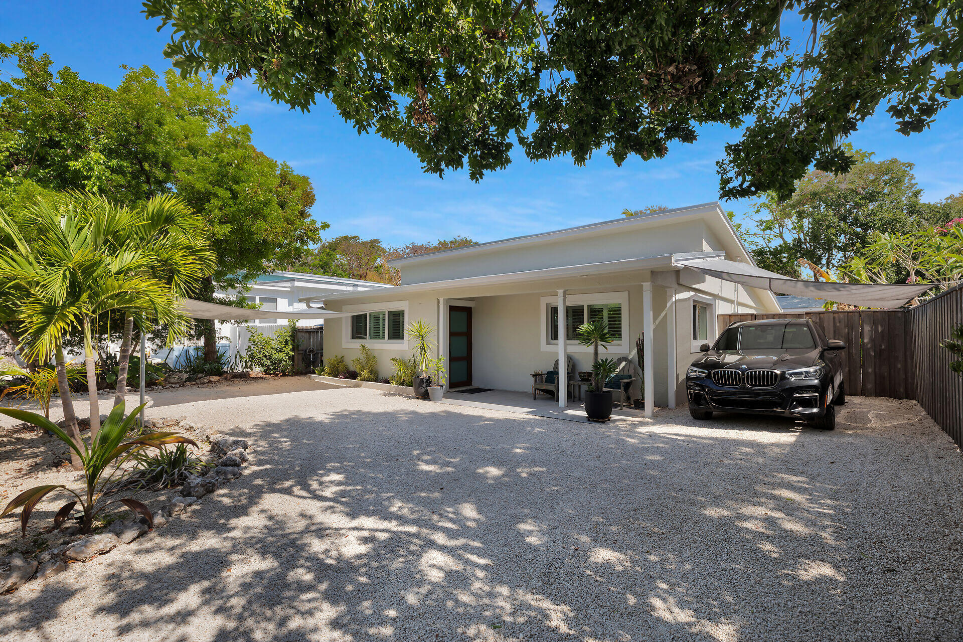 122 S Bay Harbor Drive Property Photo 1