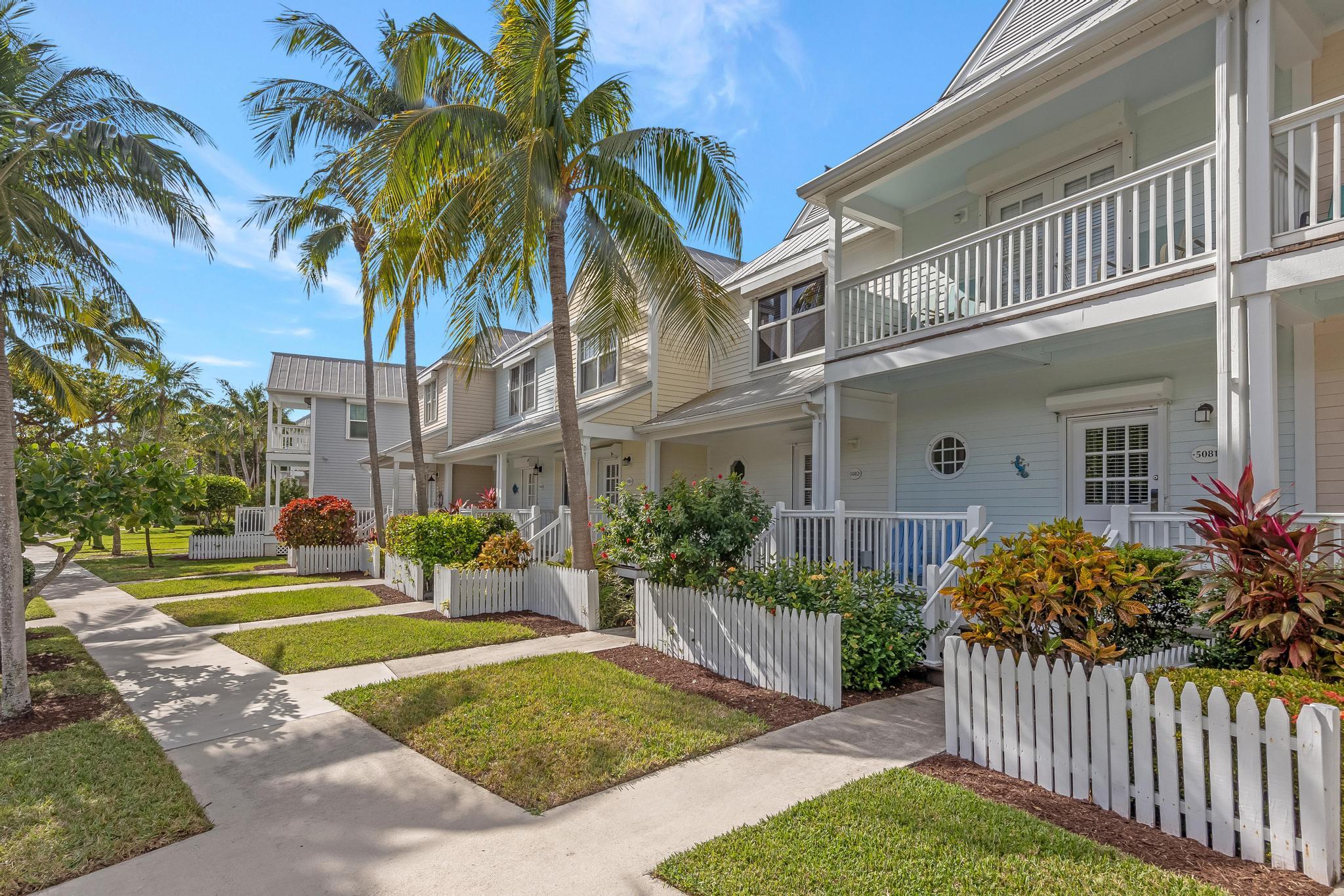 5081 Sunset Village Drive Property Photo 4